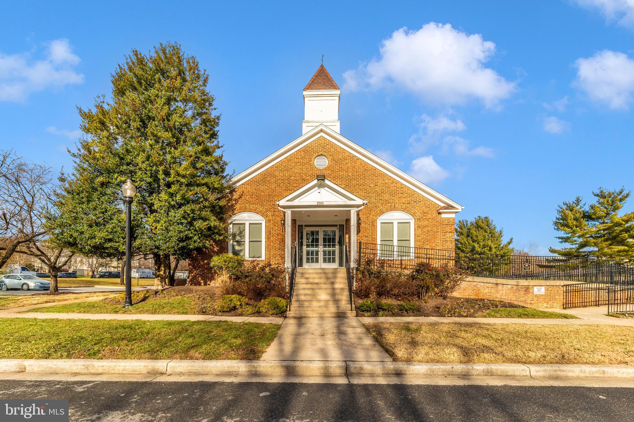 LONGMEAD CROSSING - Residential