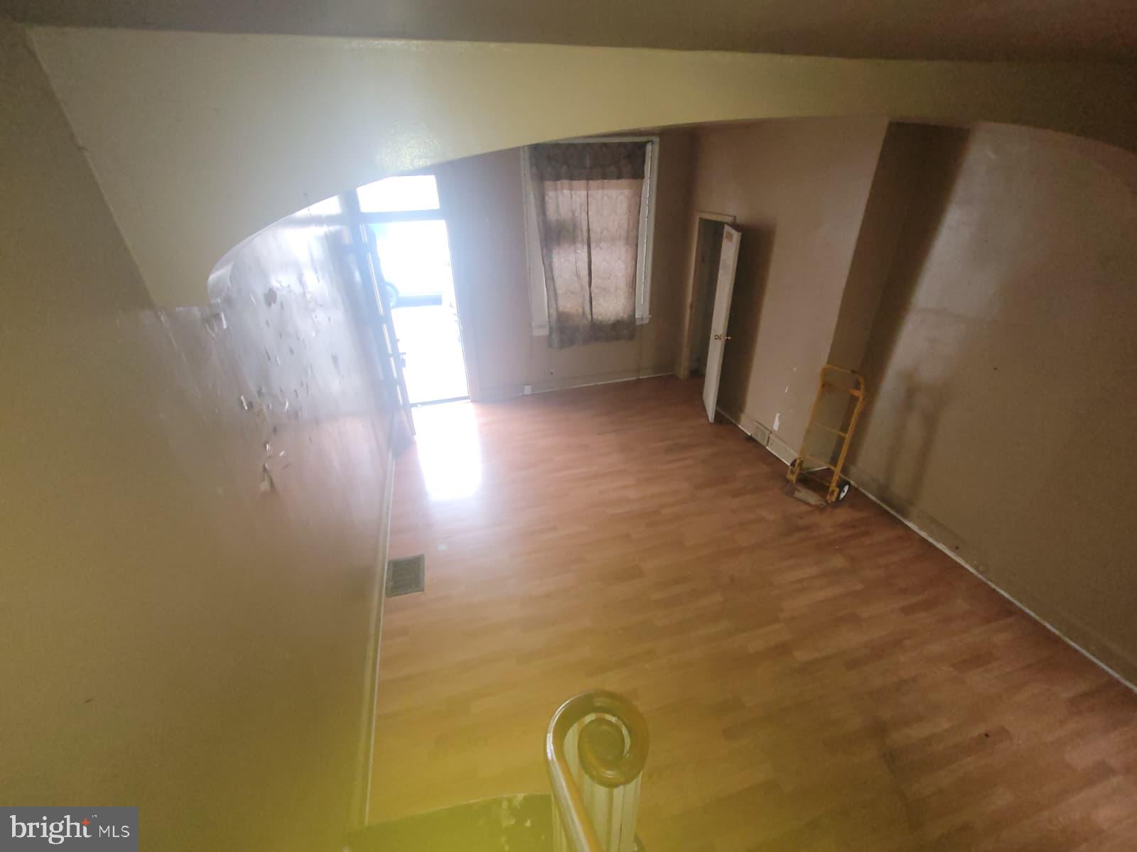 828 E CORNWALL STREET