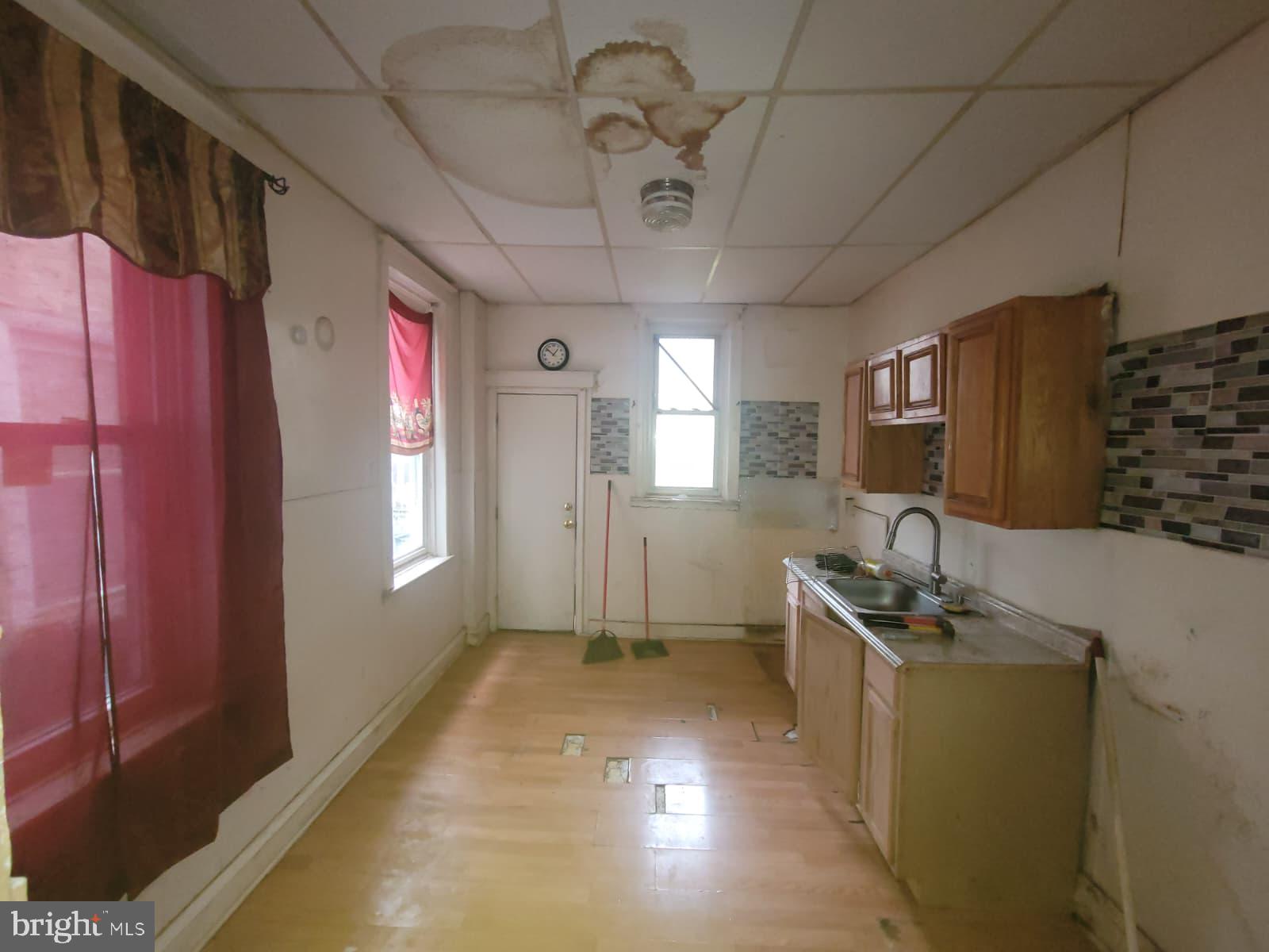 HARROWGATE - Residential