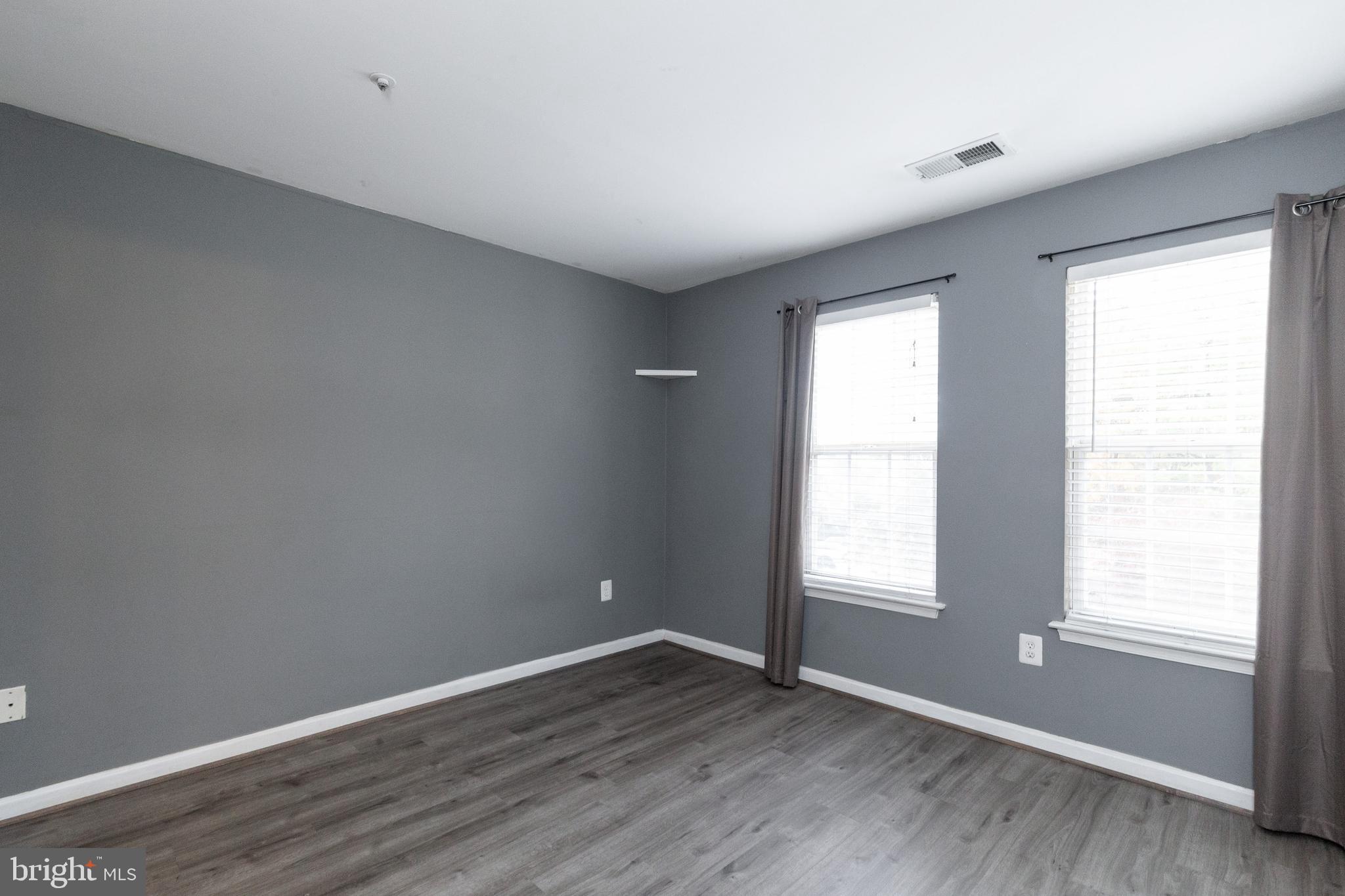 SUMMERHOUSE II CONDO - Residential Lease