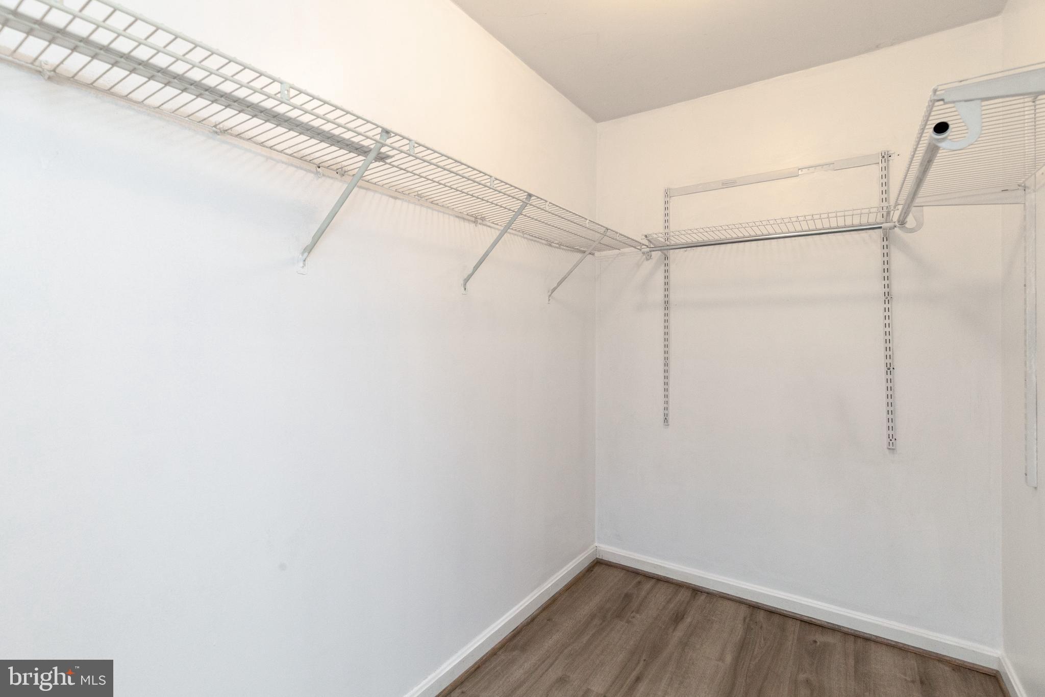 SUMMERHOUSE II CONDO - Residential Lease