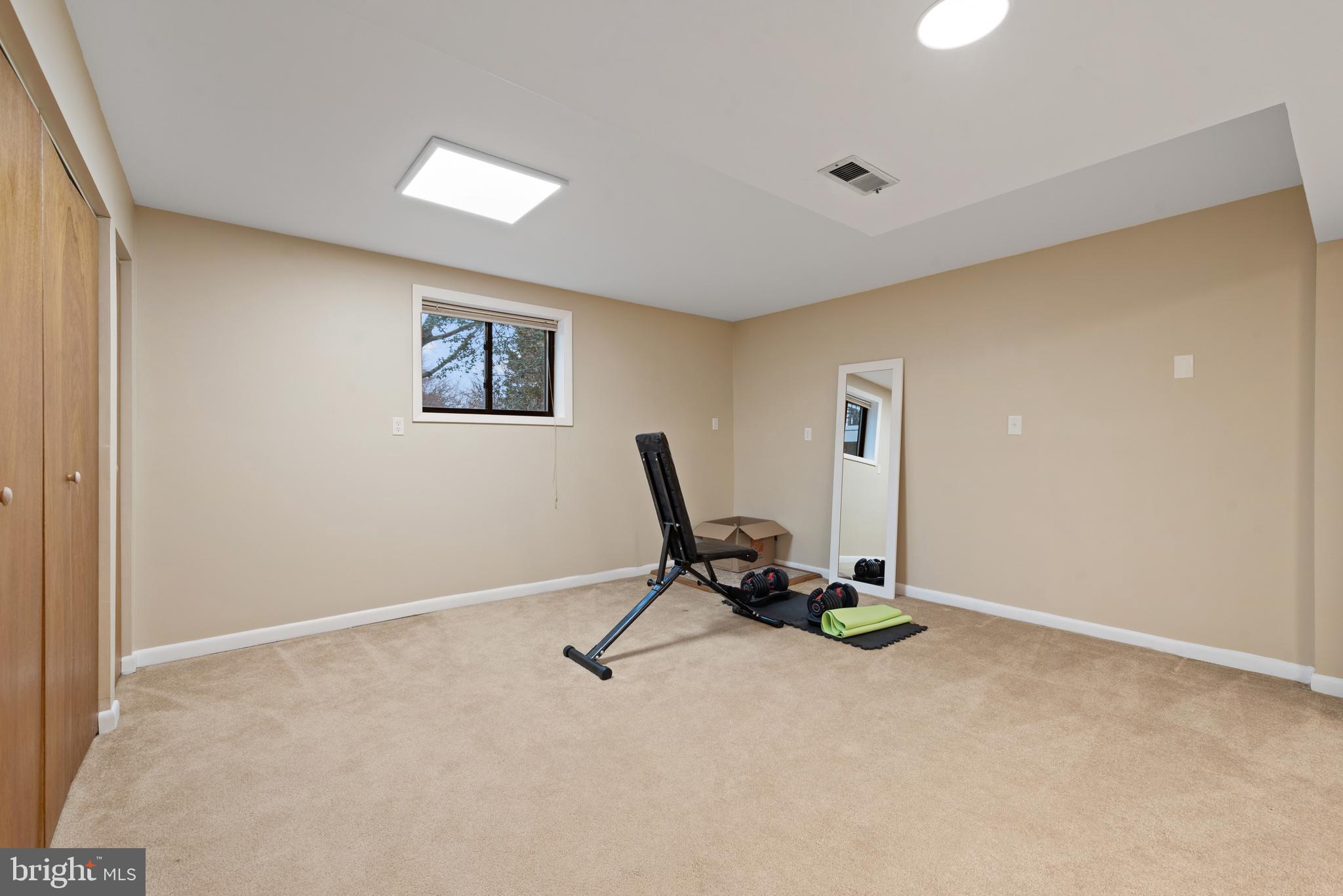 CLEMENS CROSSING - Residential