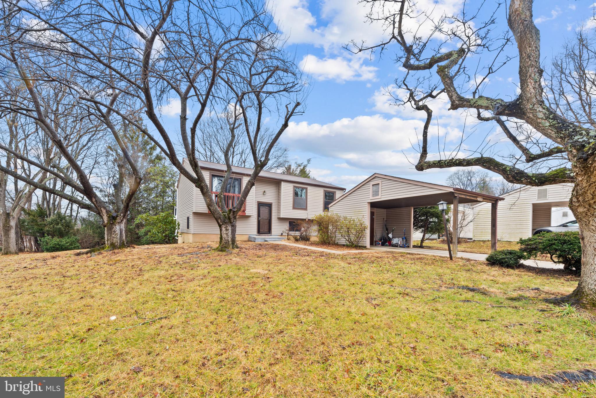 CLEMENS CROSSING - Residential