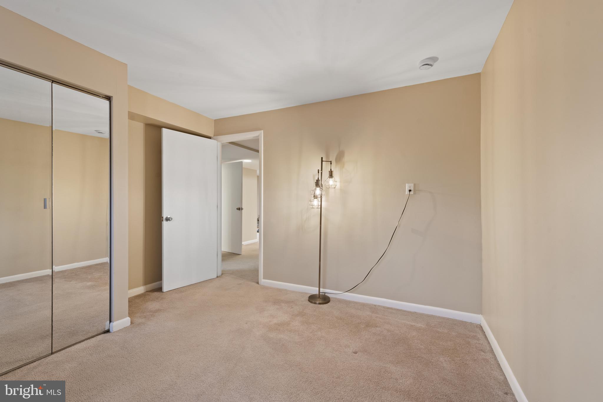 CLEMENS CROSSING - Residential