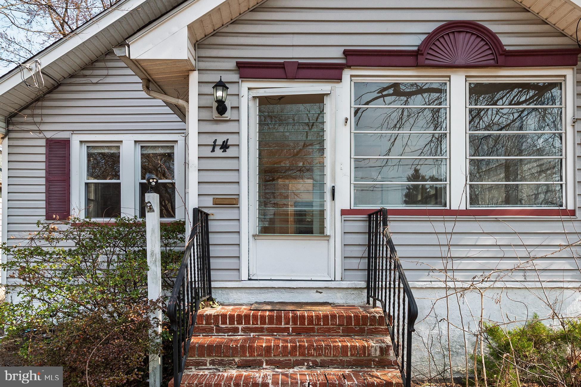 14 W COULTER AVENUE