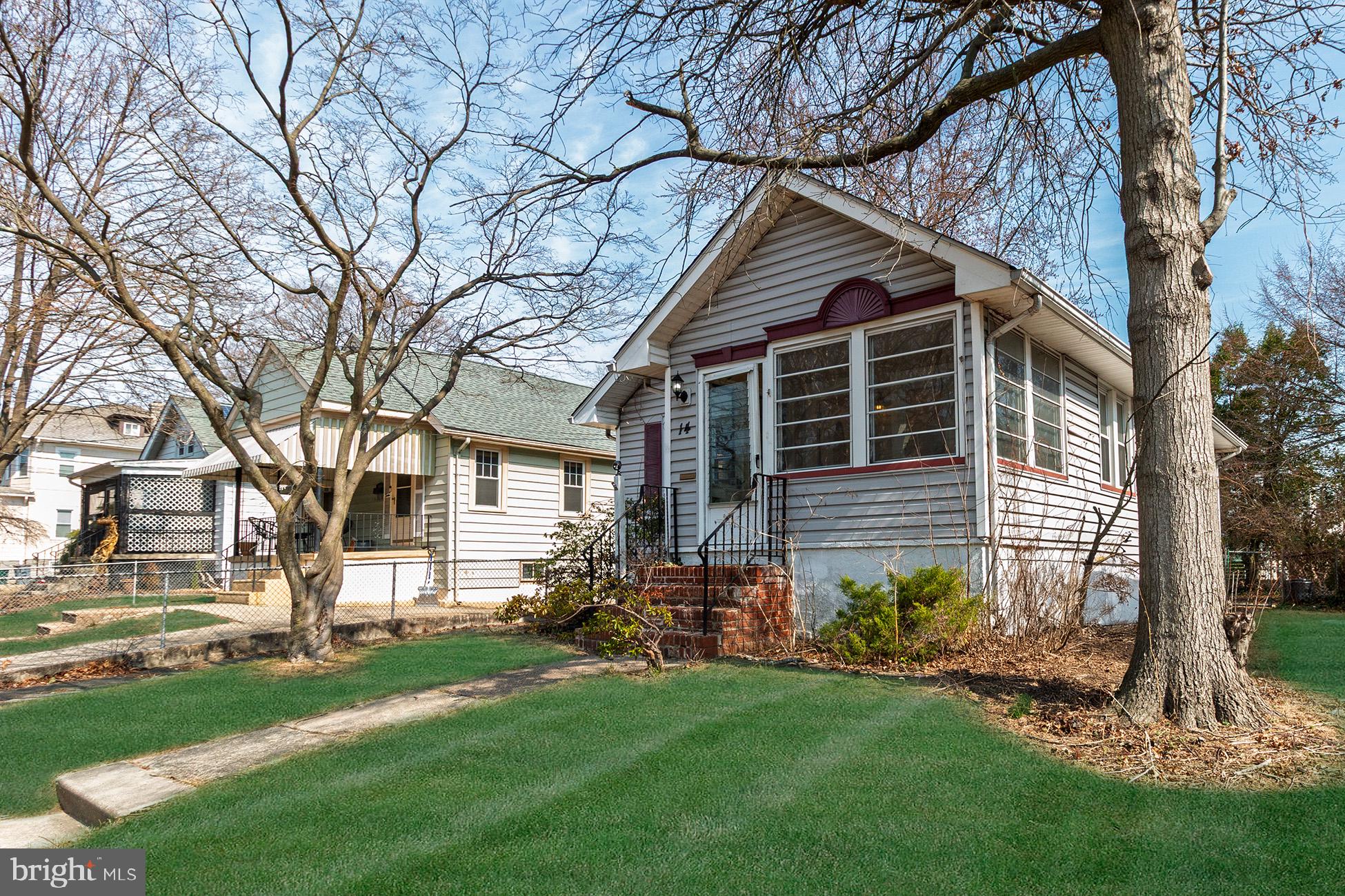 14 W COULTER AVENUE