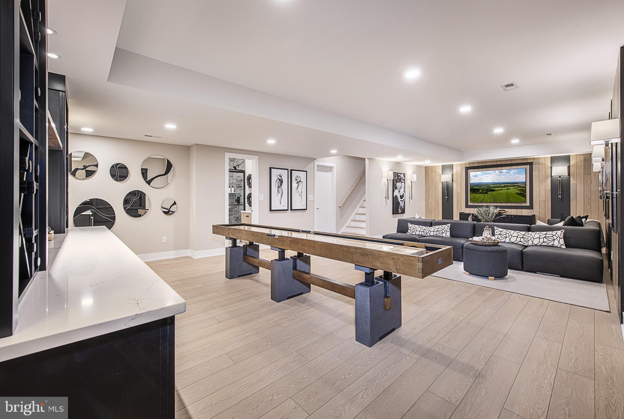 LYONDALE MEADOWS - Residential