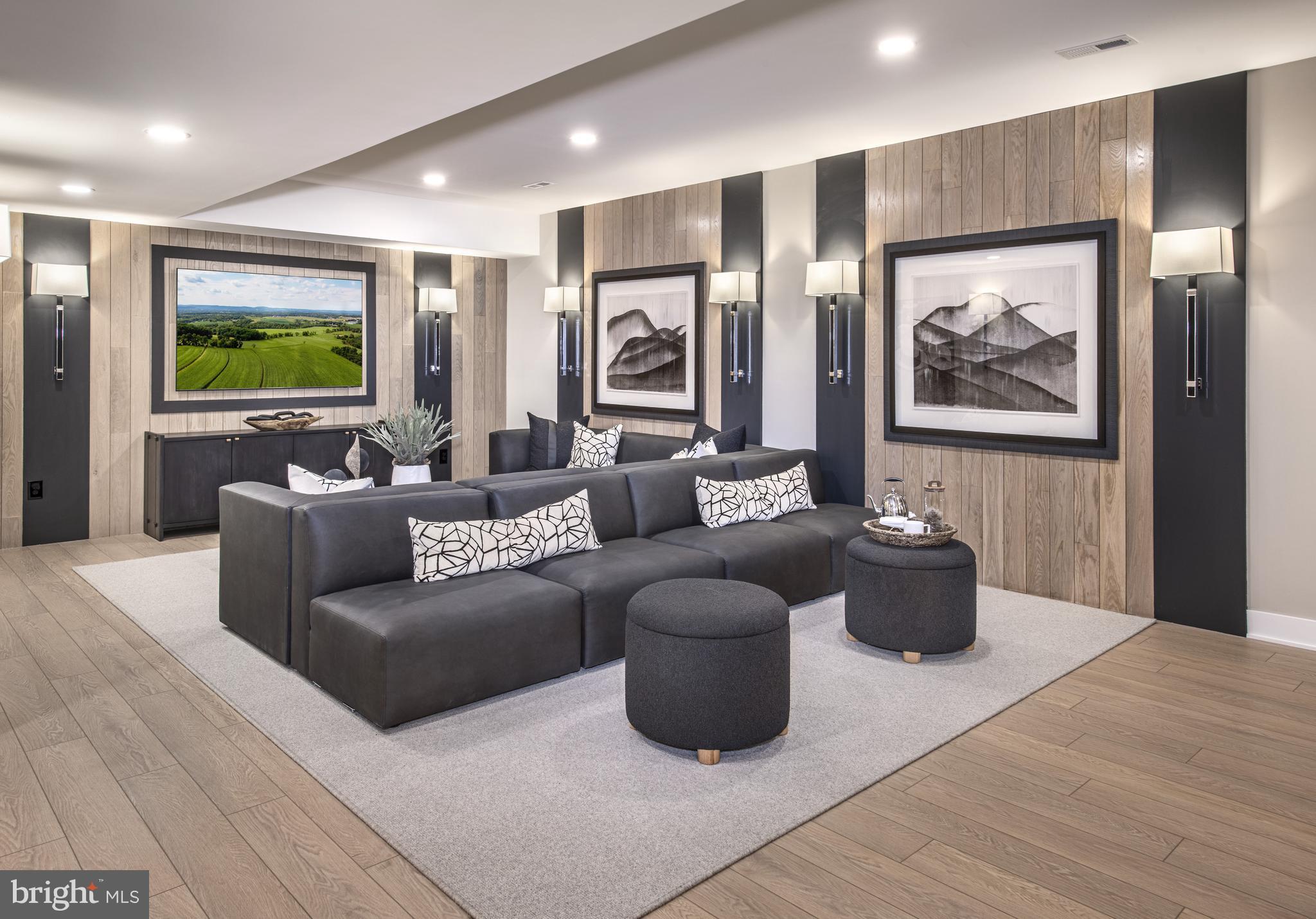 LYONDALE MEADOWS - Residential