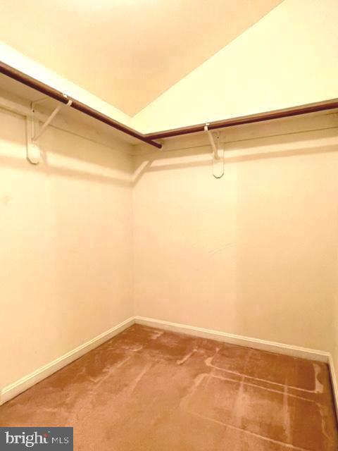 KINGS GRANT - Residential