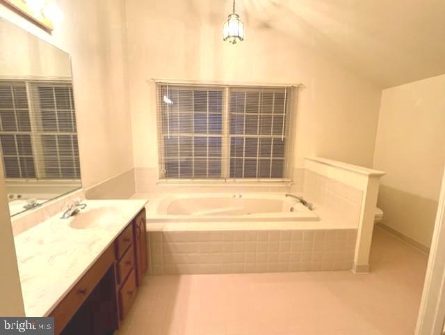 KINGS GRANT - Residential