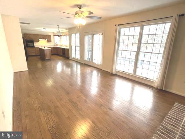 KINGS GRANT - Residential