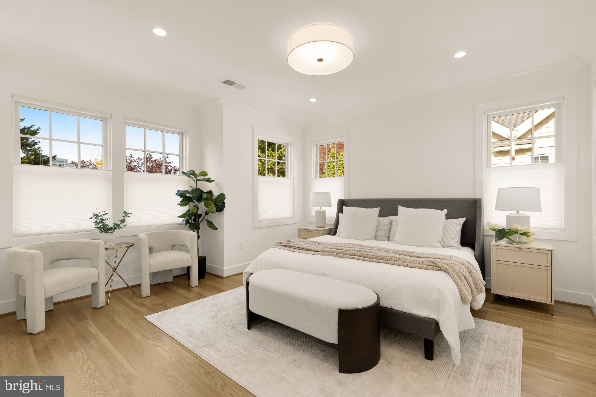 NORWOOD HEIGHTS - Residential