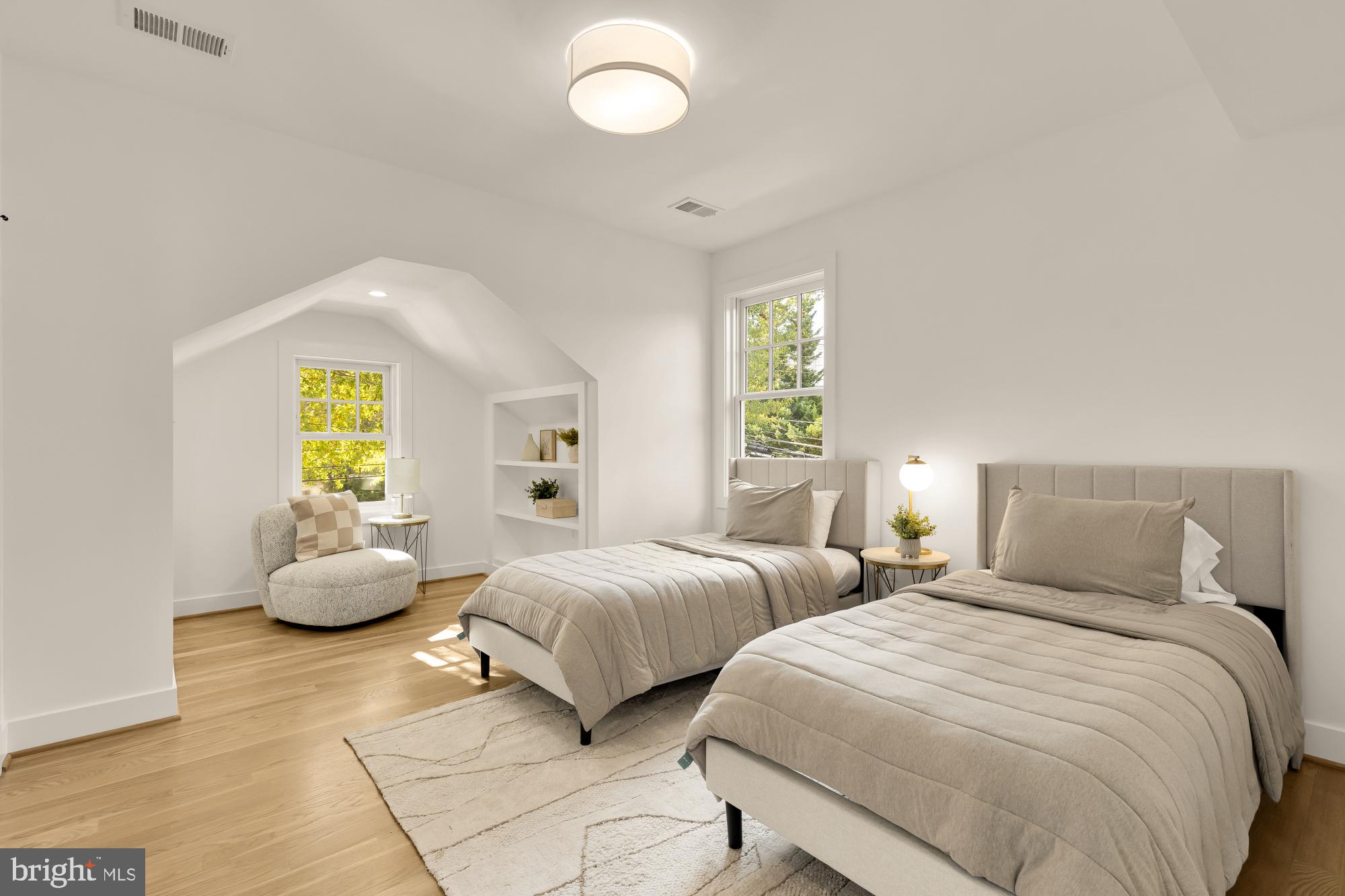 NORWOOD HEIGHTS - Residential