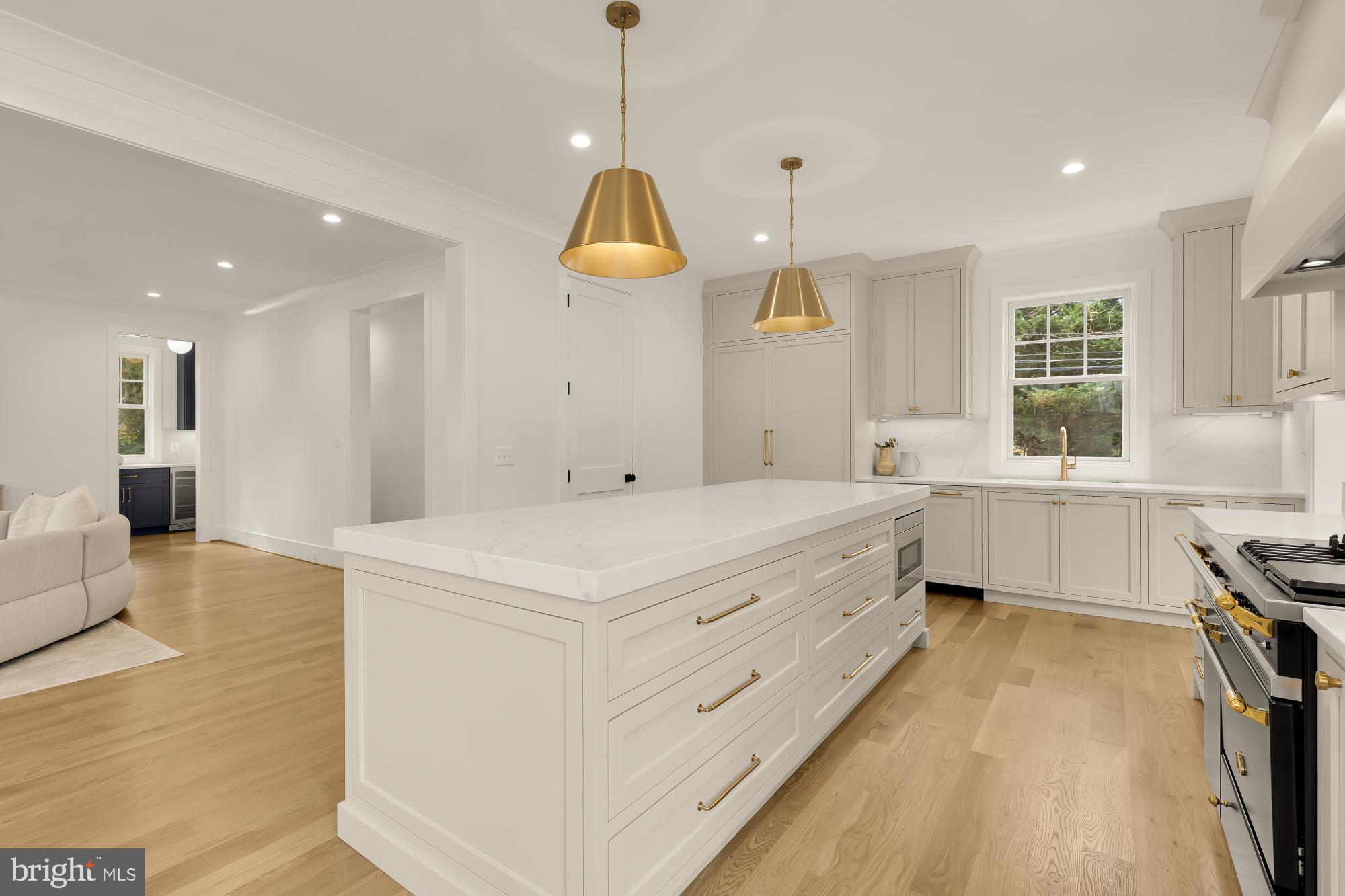 NORWOOD HEIGHTS - Residential