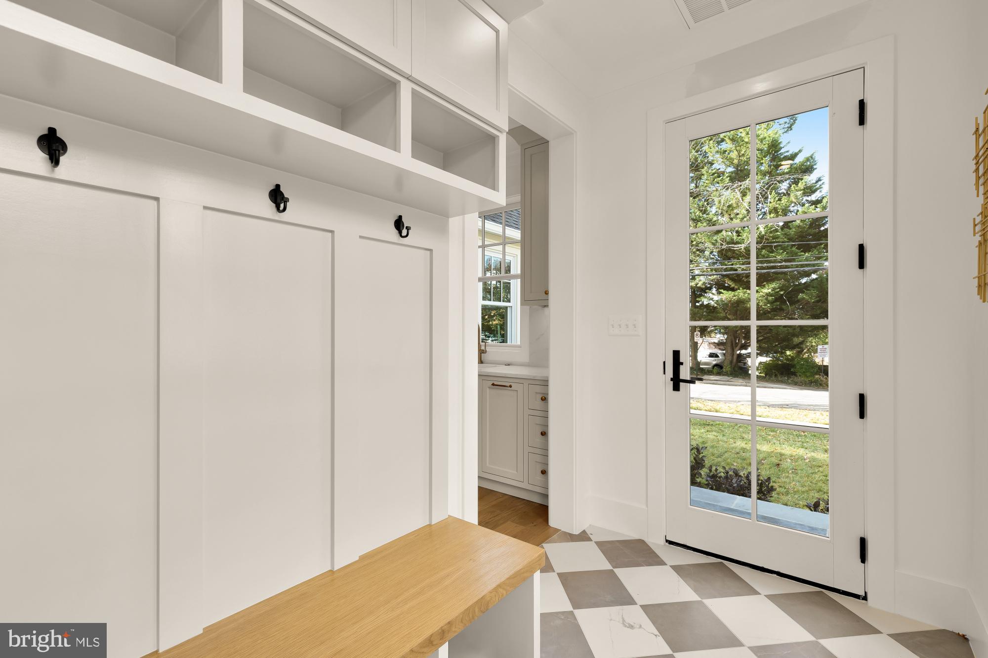 NORWOOD HEIGHTS - Residential