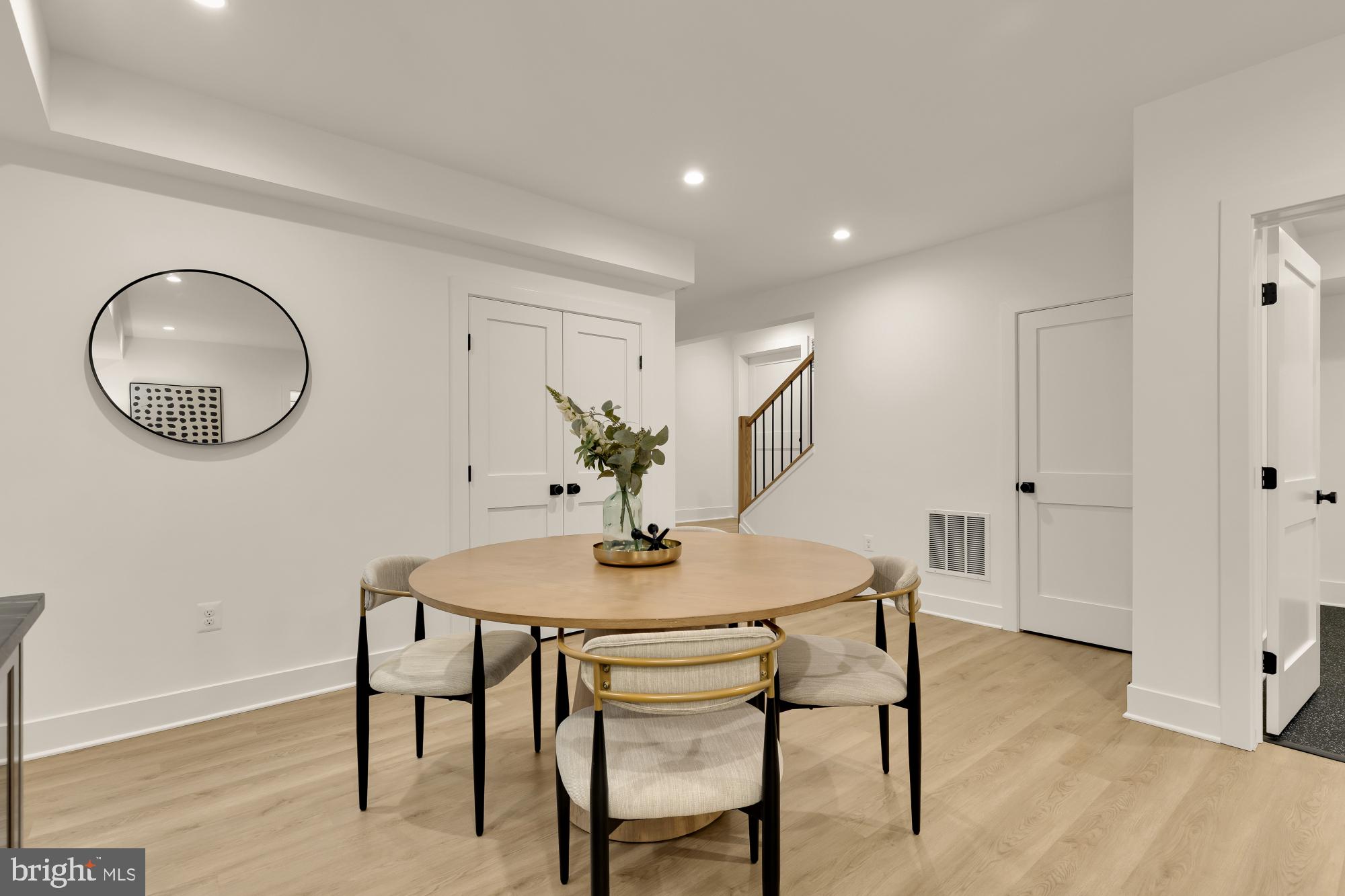 NORWOOD HEIGHTS - Residential