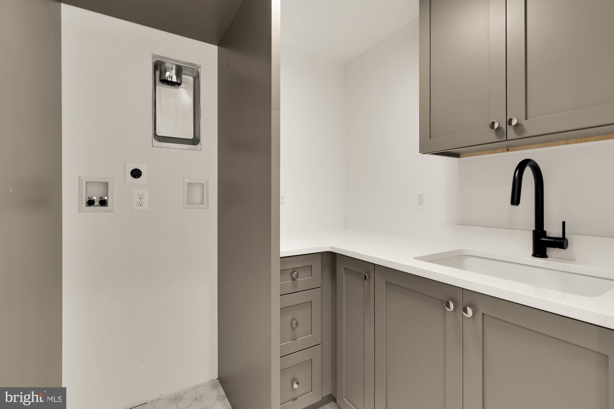 NORWOOD HEIGHTS - Residential