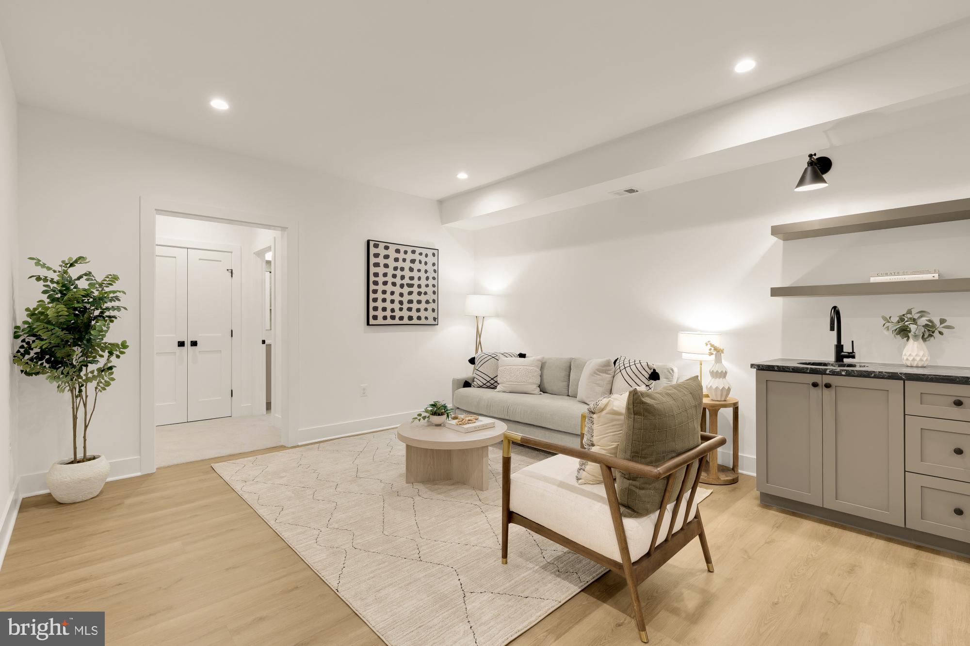 NORWOOD HEIGHTS - Residential