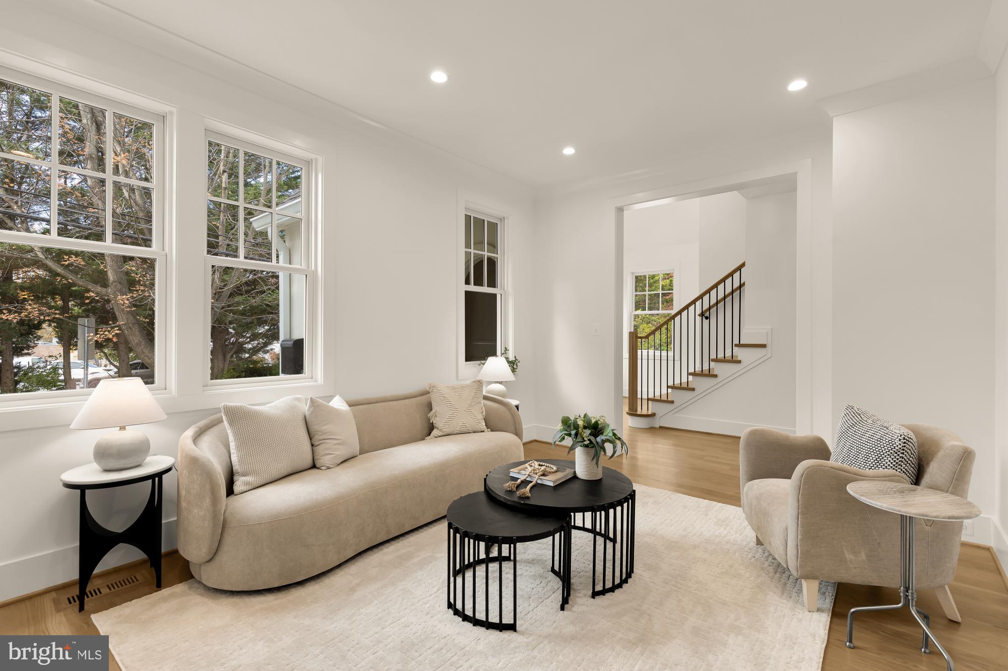 NORWOOD HEIGHTS - Residential