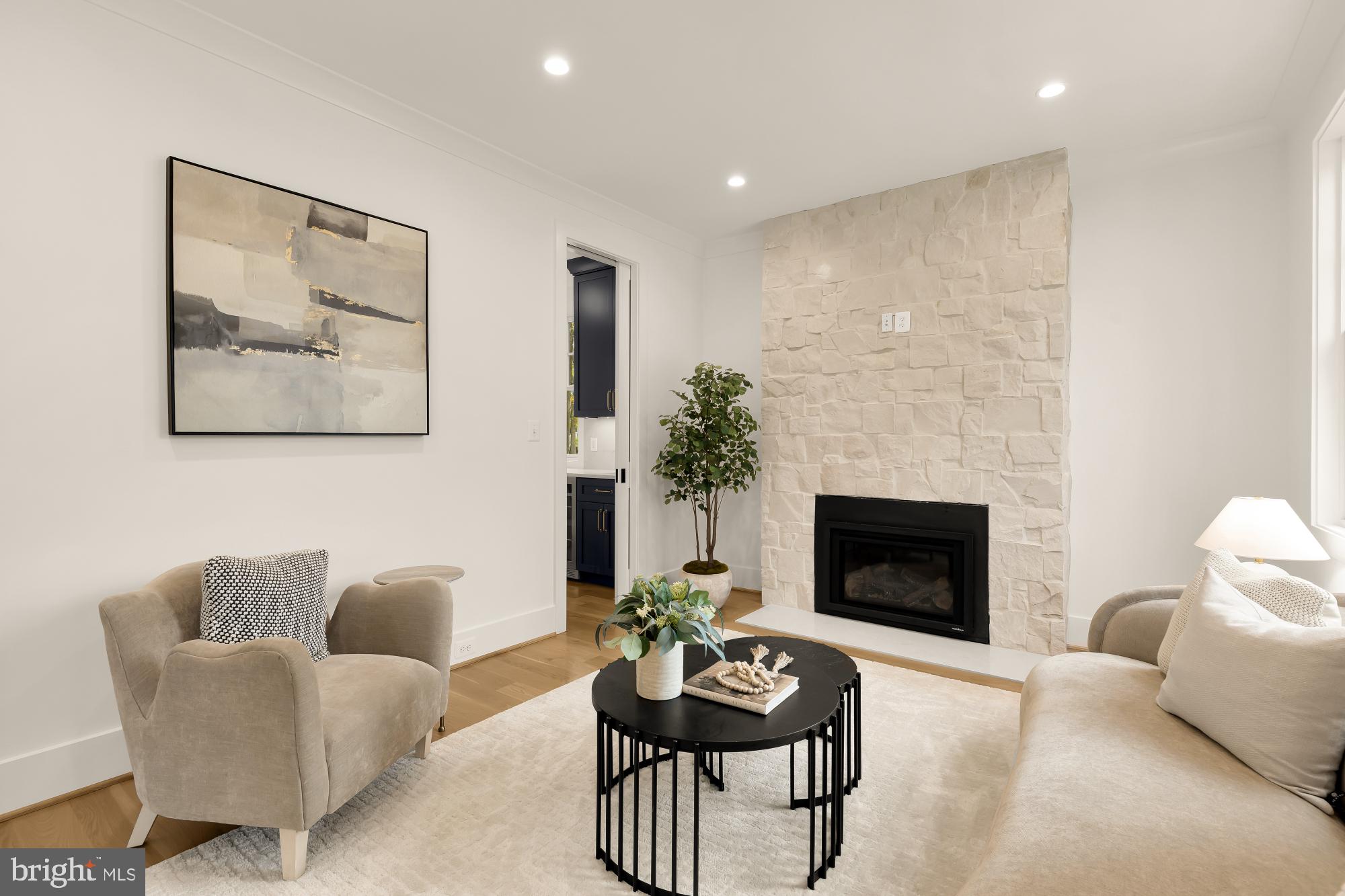 NORWOOD HEIGHTS - Residential