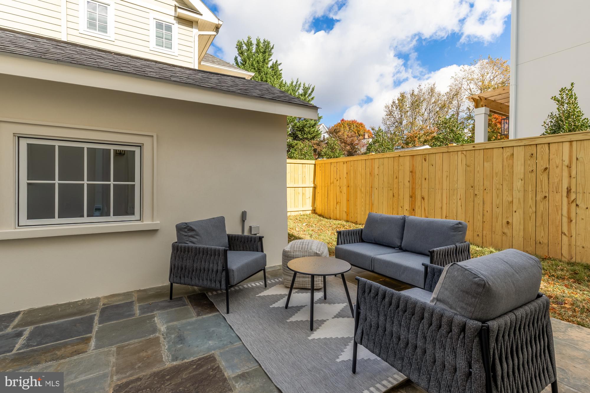 NORWOOD HEIGHTS - Residential