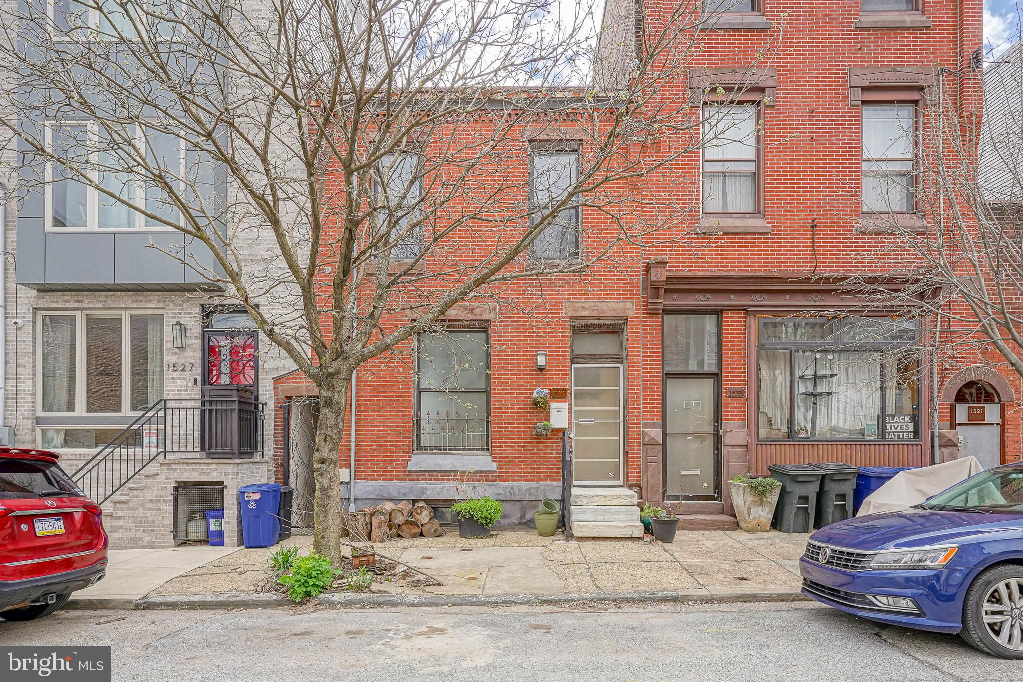 Large, wonderfully restored 3 bedroom/ 2 full bathroom home in Brewerytown. Fully finished basement. Very large, ground level private deck off the kitchen. Easy walk to area amenities including a full sized super market, Fine Wines & Spirits, Athletic Square Recreation Center (pool, soccer field, basketball, etc), Fairmount Park , Kelly Drive and Museum Row. Great eateries: Brewerytown Food Hall, RyBrew sandwich shop, Pizza Brain, The Monkey and The Elephant Coffeehouse, Northstar Bar, Crime and Punishment Brew Pub, and more. Convenient public transportation to Center City. Easy access to I-76, Philadelphia Zoo, Temple, Drexel, PCCC and UPenn. No cats. Dogs okay with references and pet fee. Available for early August occupancy.
