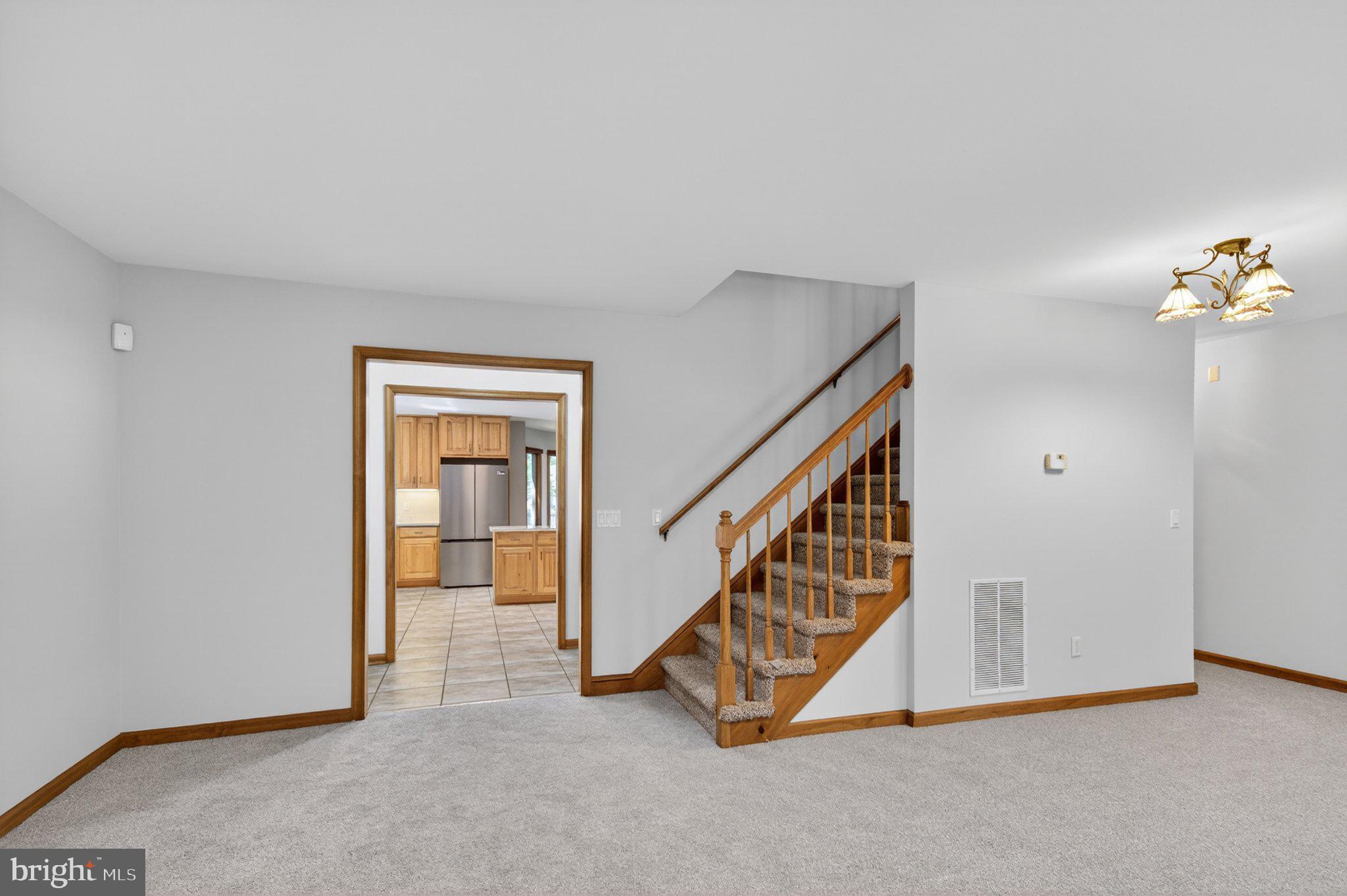 1006 S SCHUMAKER DRIVE