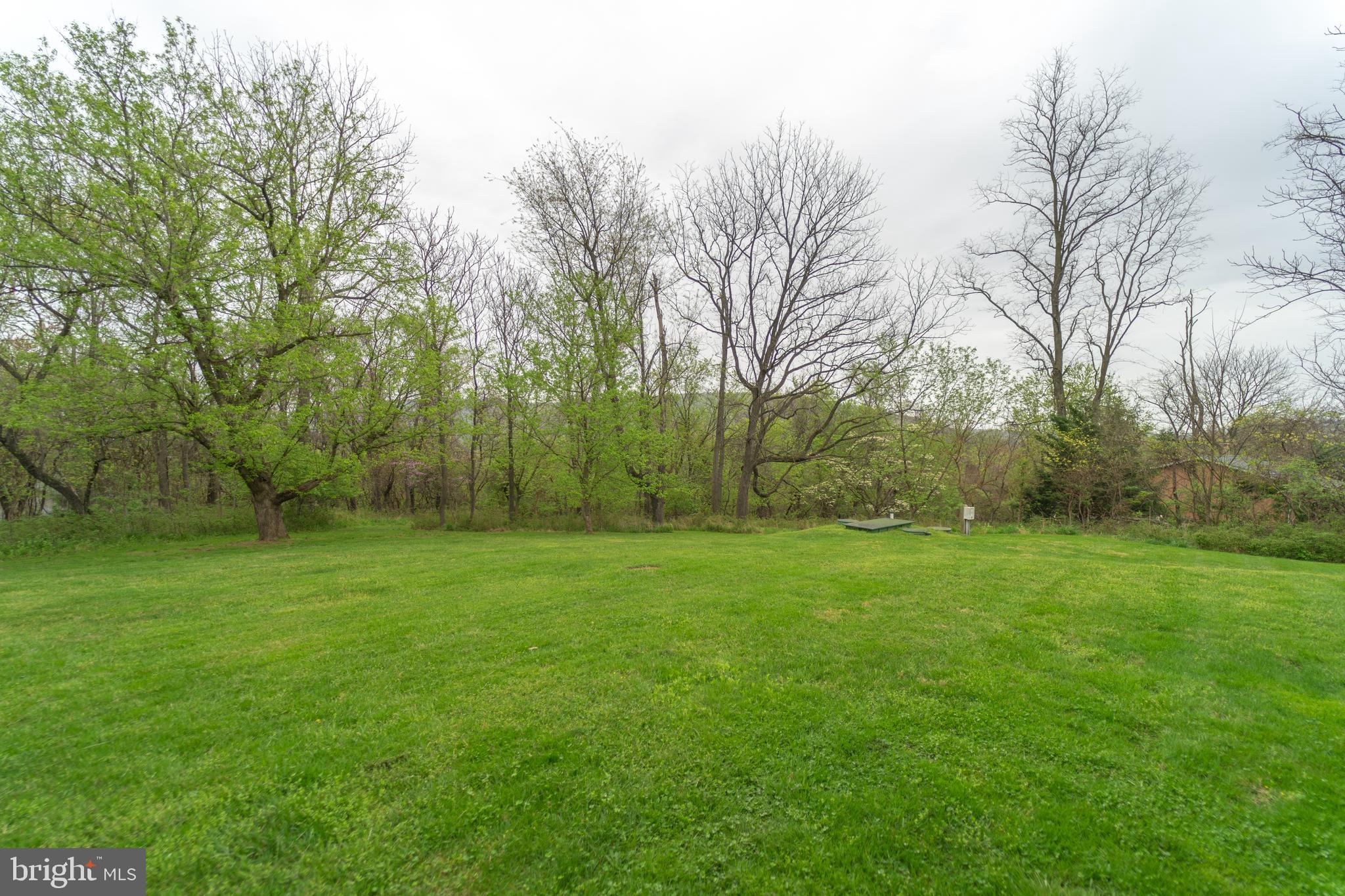 APPLE MT LAKE - Residential