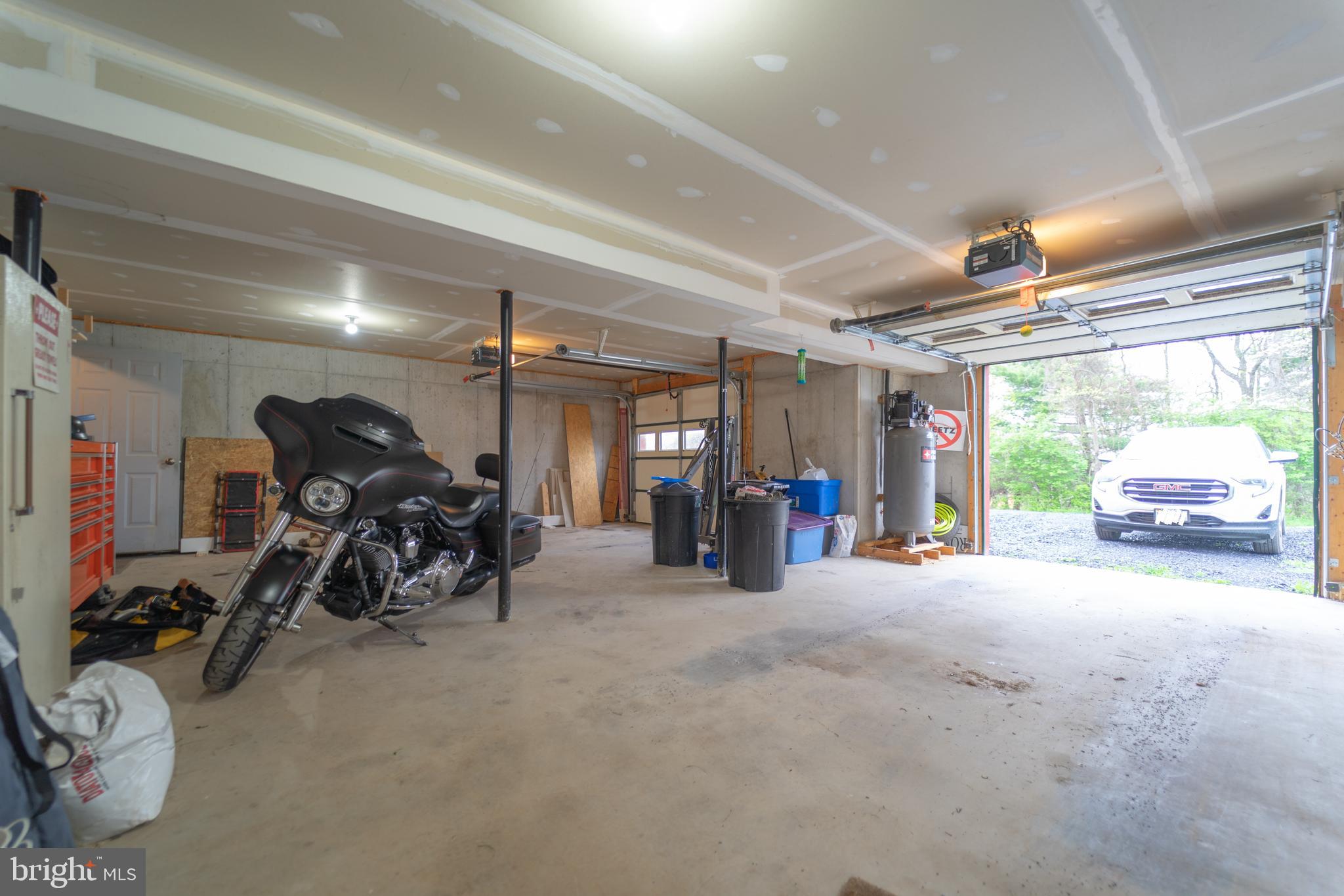 APPLE MT LAKE - Residential