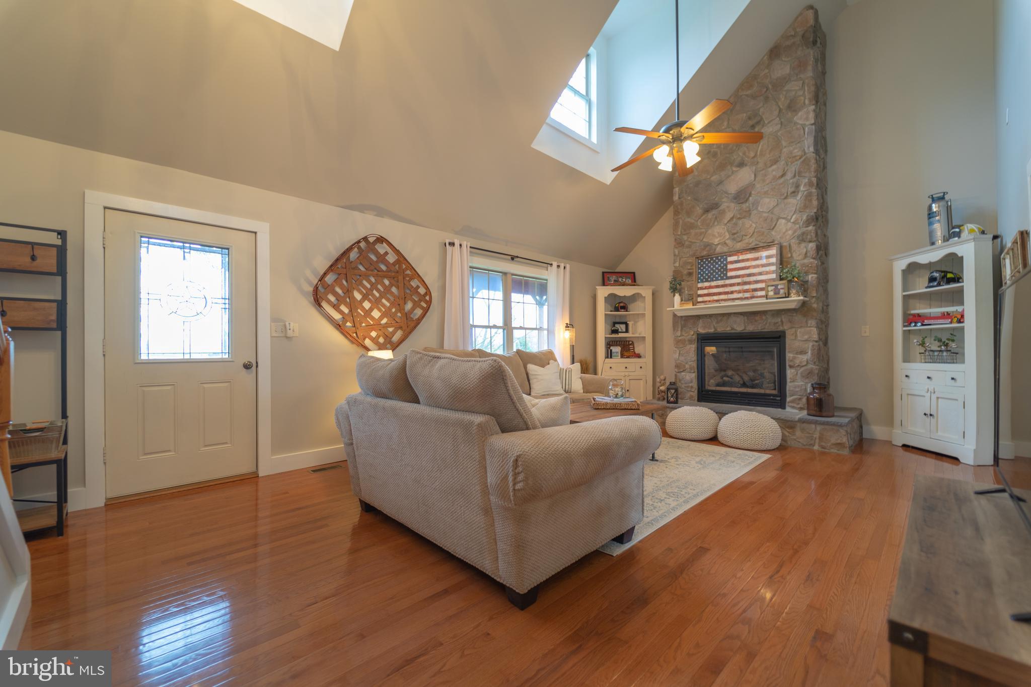 APPLE MT LAKE - Residential