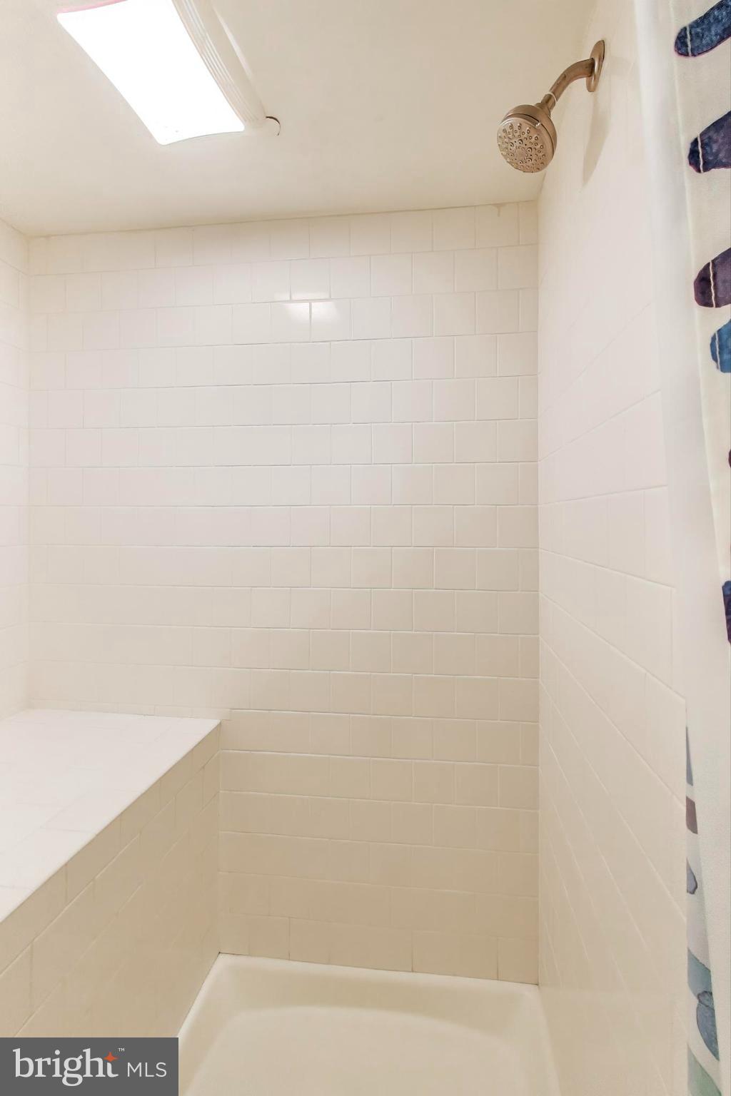 YACHT HAVEN ESTATES - Residential