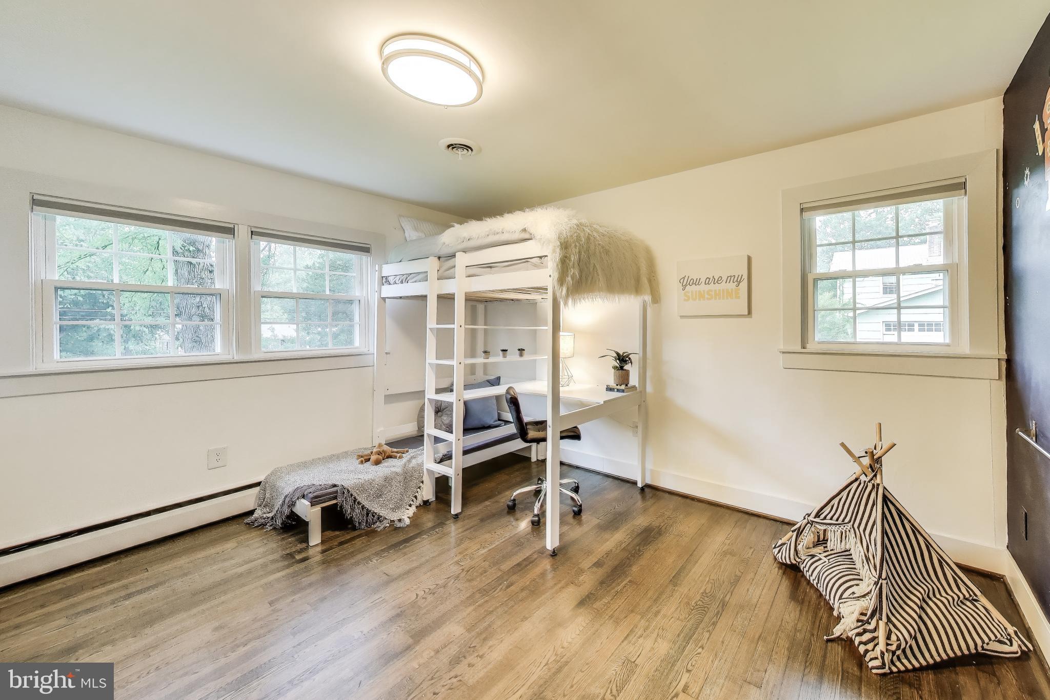 YACHT HAVEN ESTATES - Residential