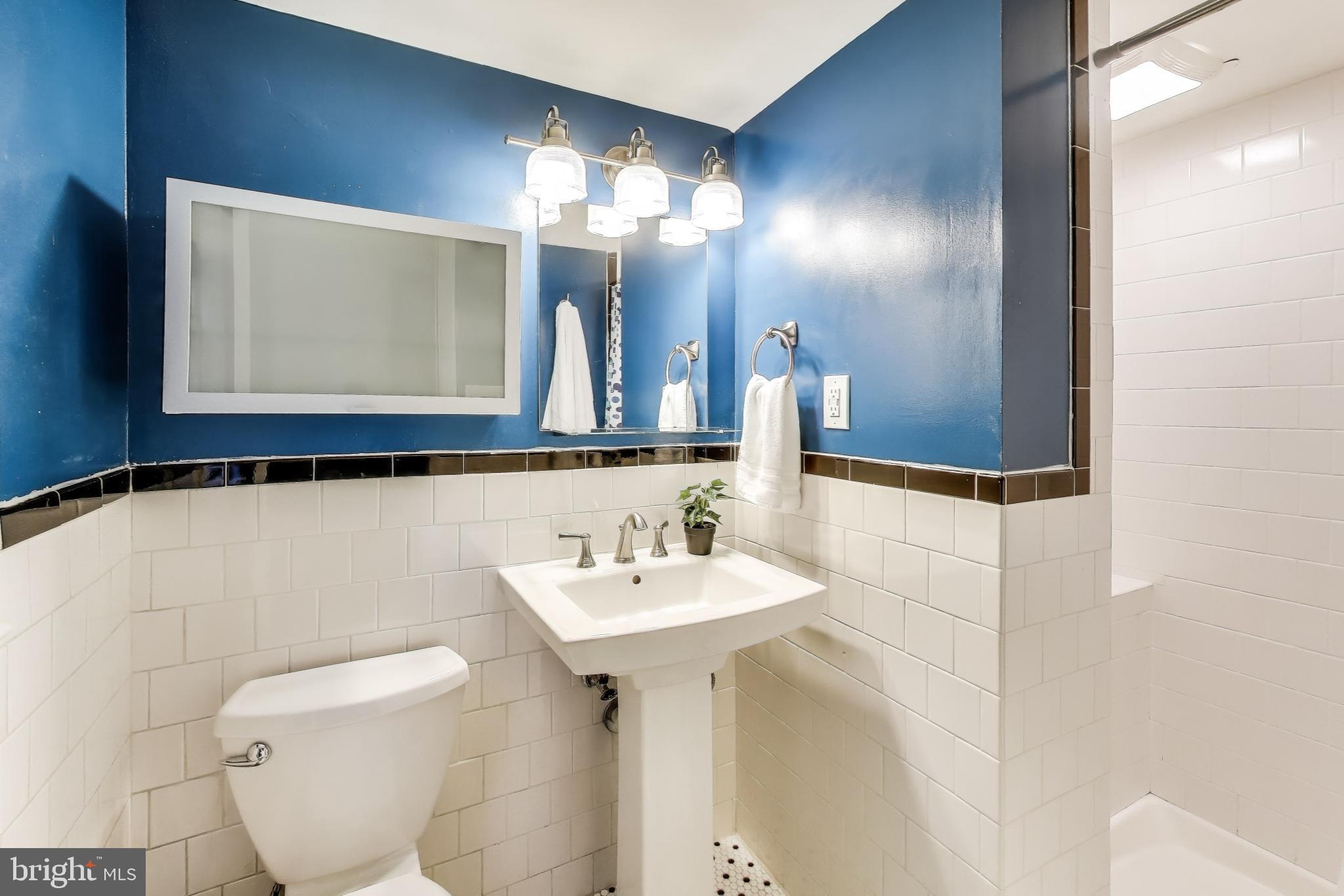 YACHT HAVEN ESTATES - Residential