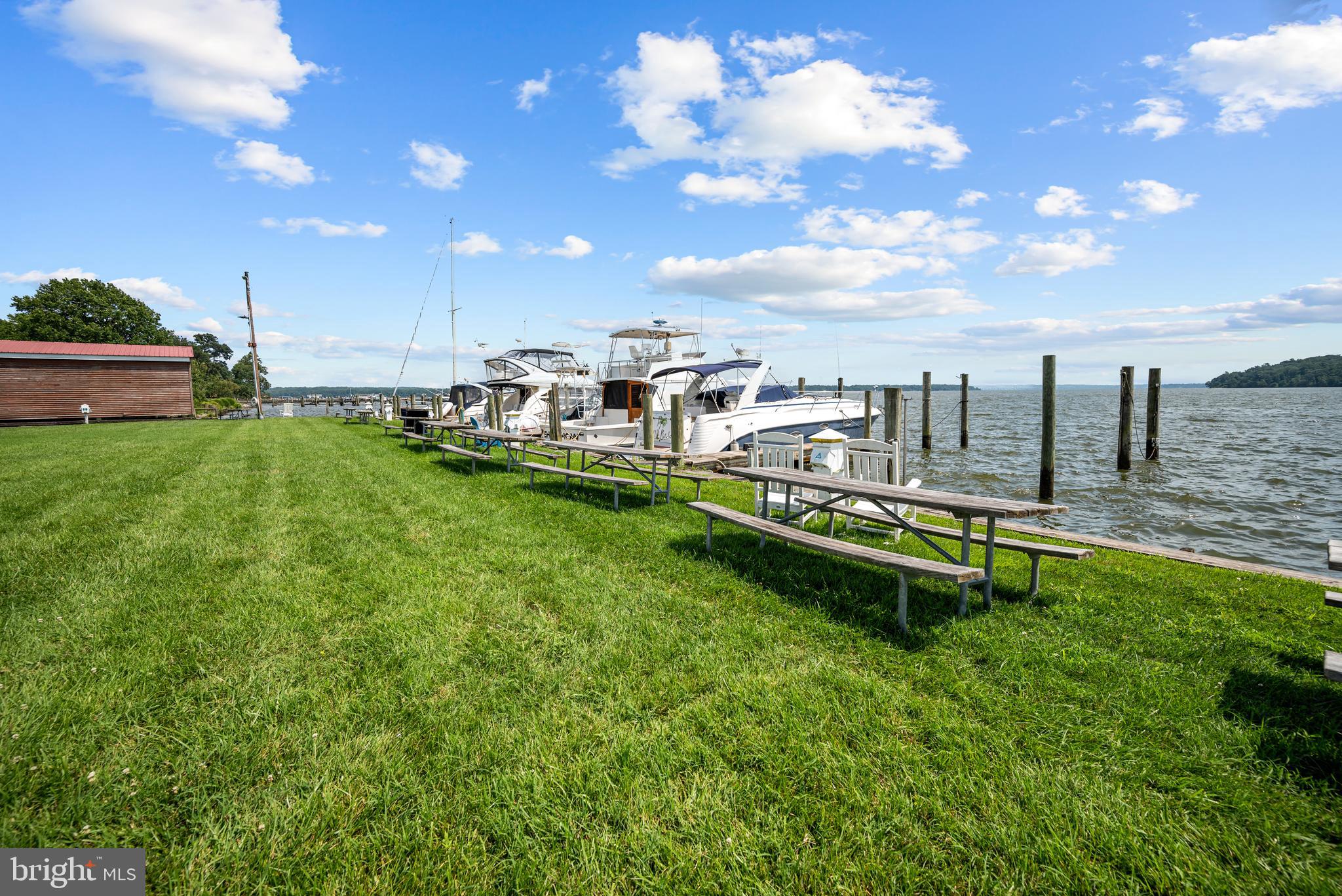 YACHT HAVEN ESTATES - Residential