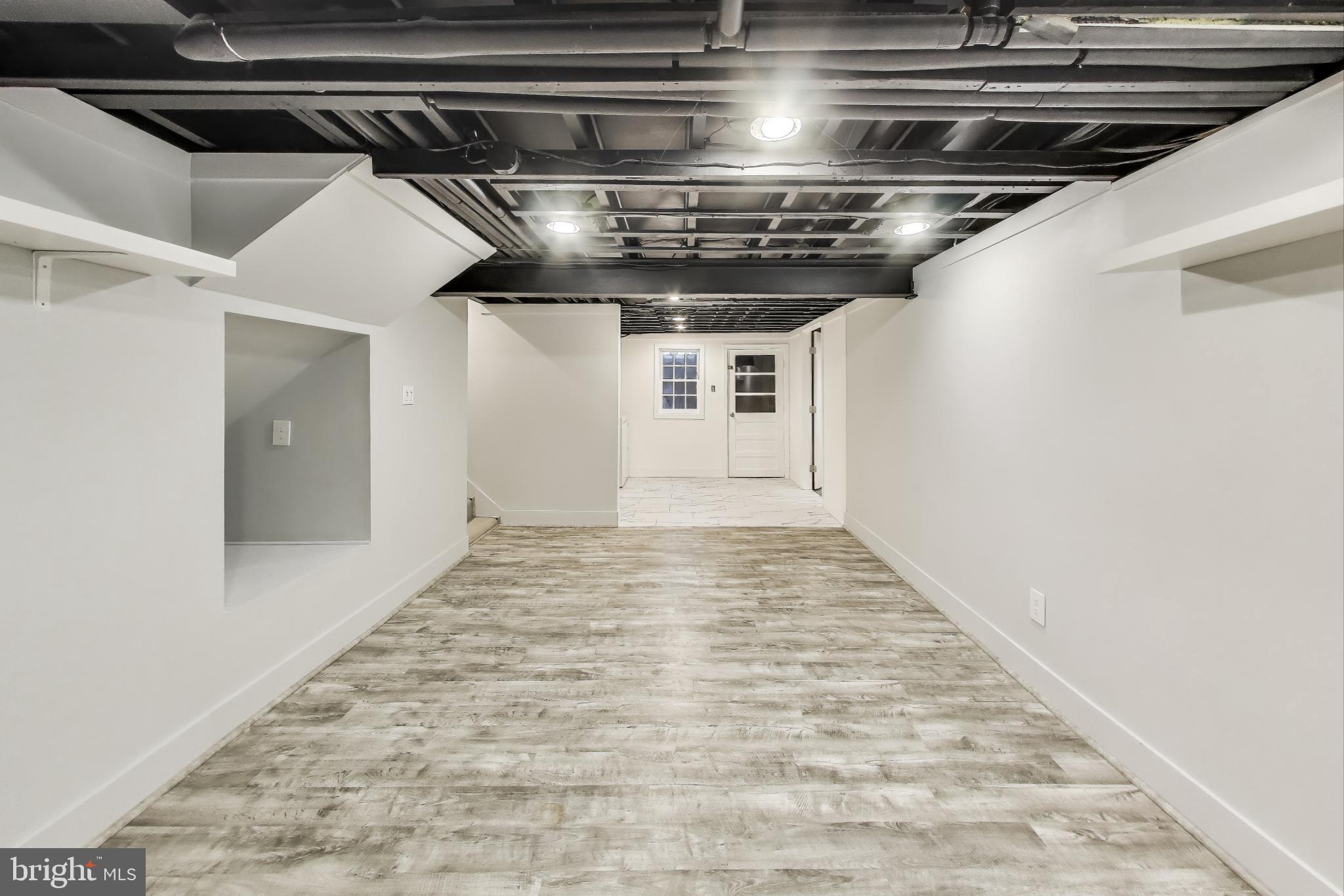 YACHT HAVEN ESTATES - Residential