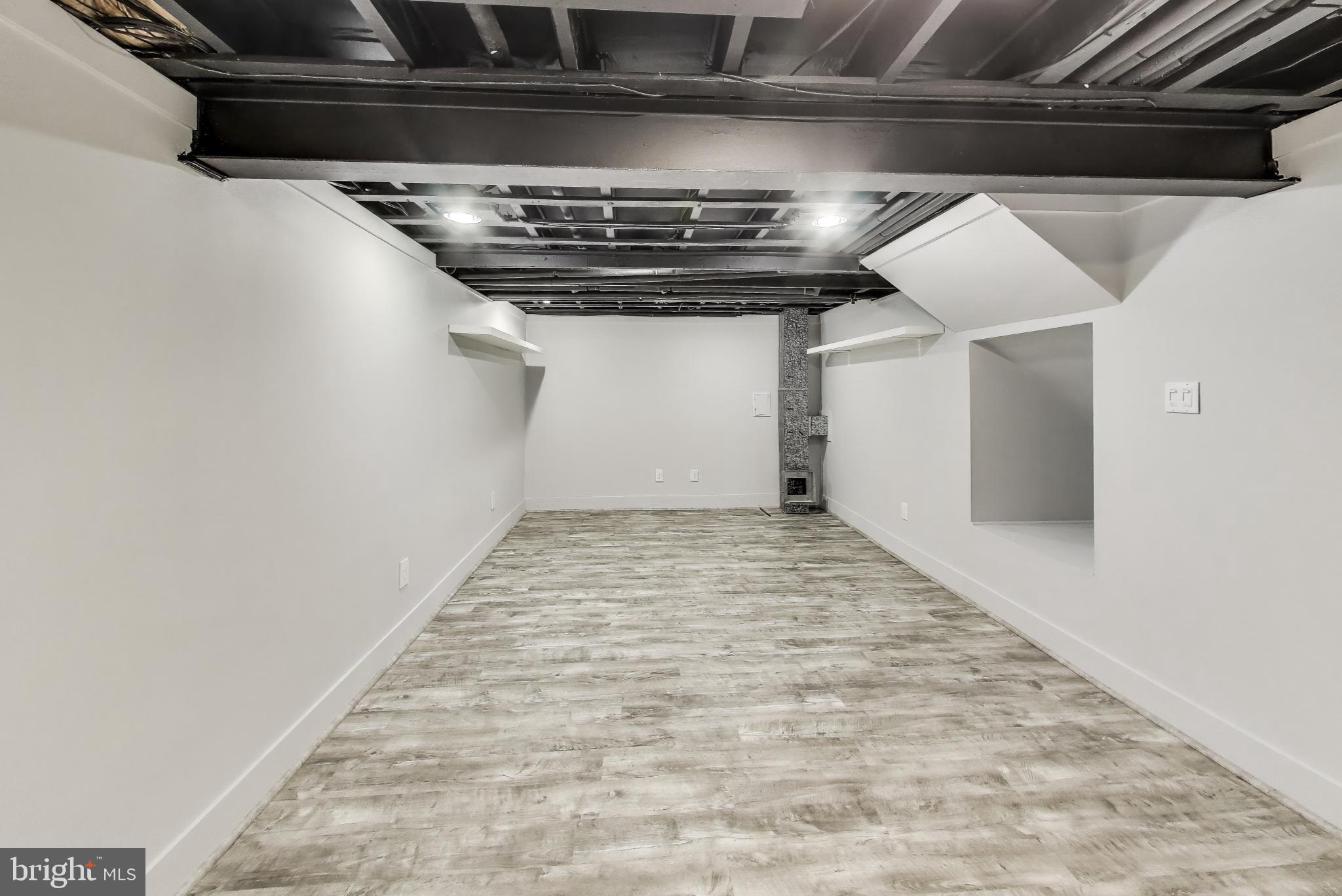 YACHT HAVEN ESTATES - Residential