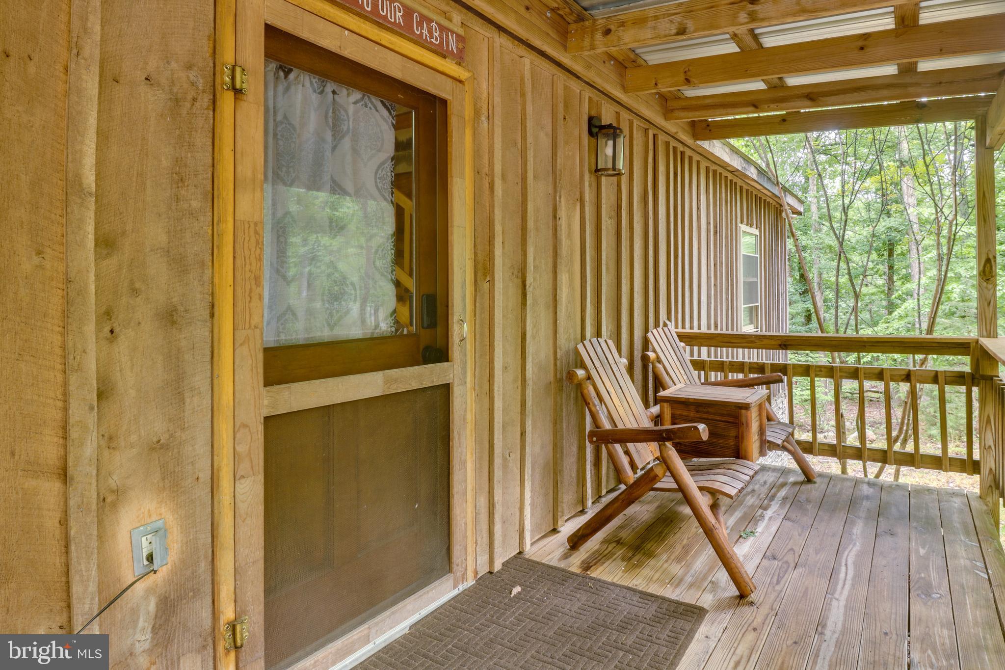 882 LAZY RIVER WEST ROAD