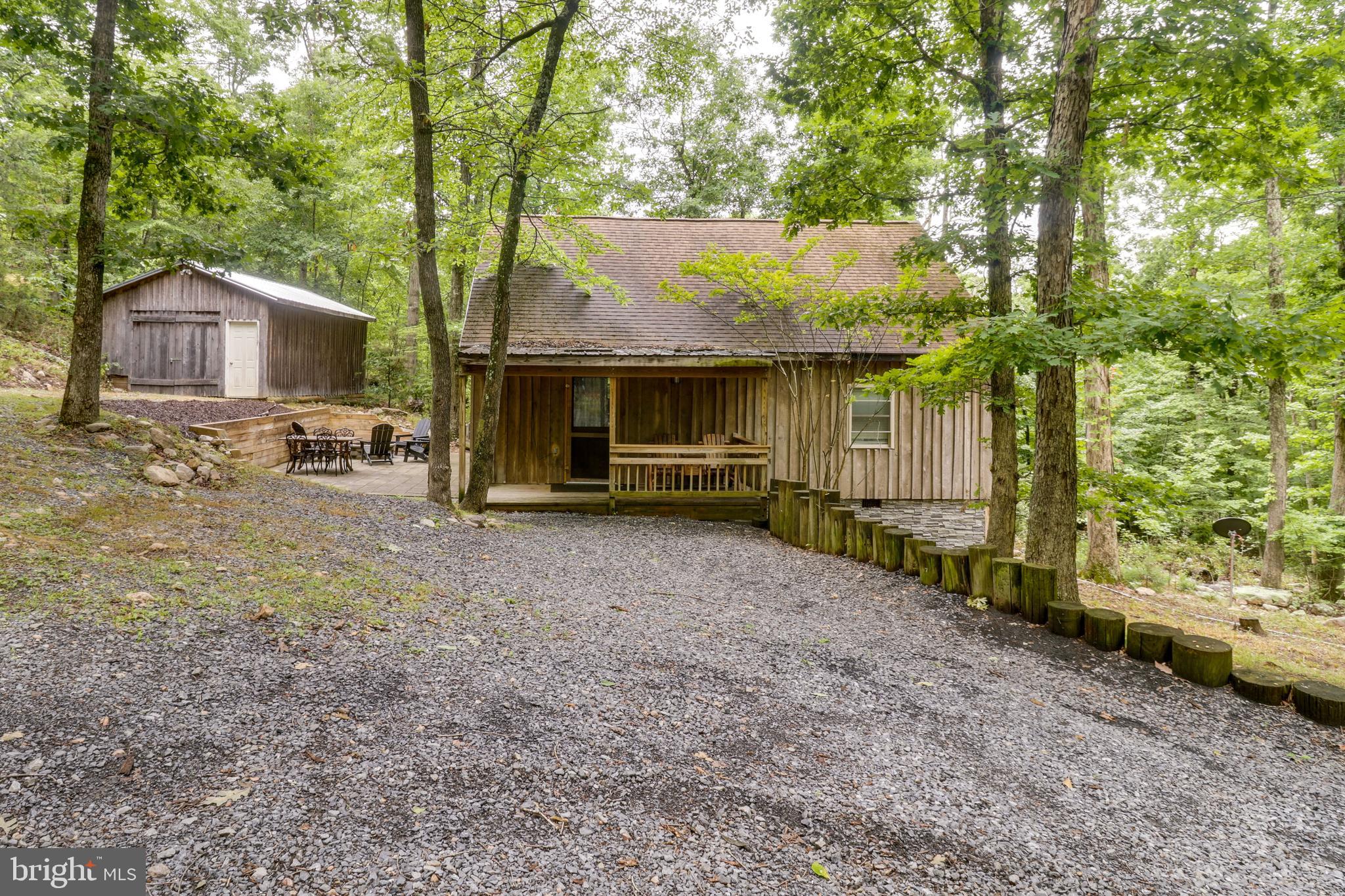 882 LAZY RIVER WEST ROAD