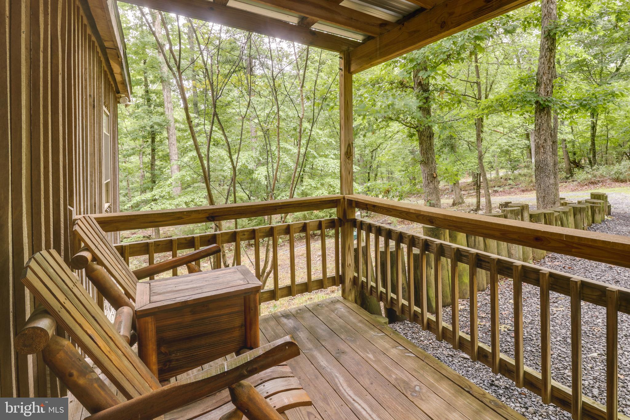882 LAZY RIVER WEST ROAD