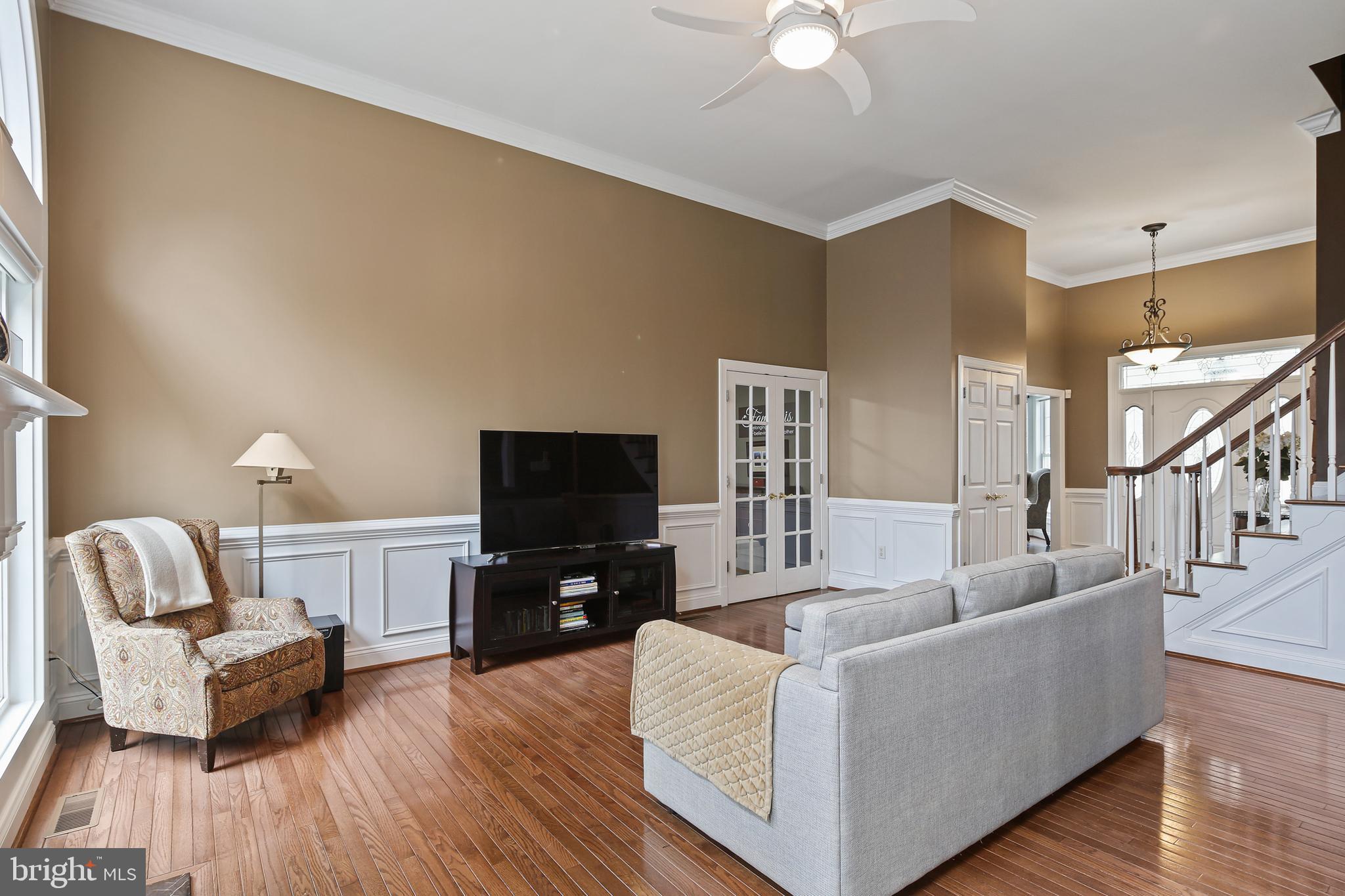 VILLAGE OF RIVER HILL - Residential