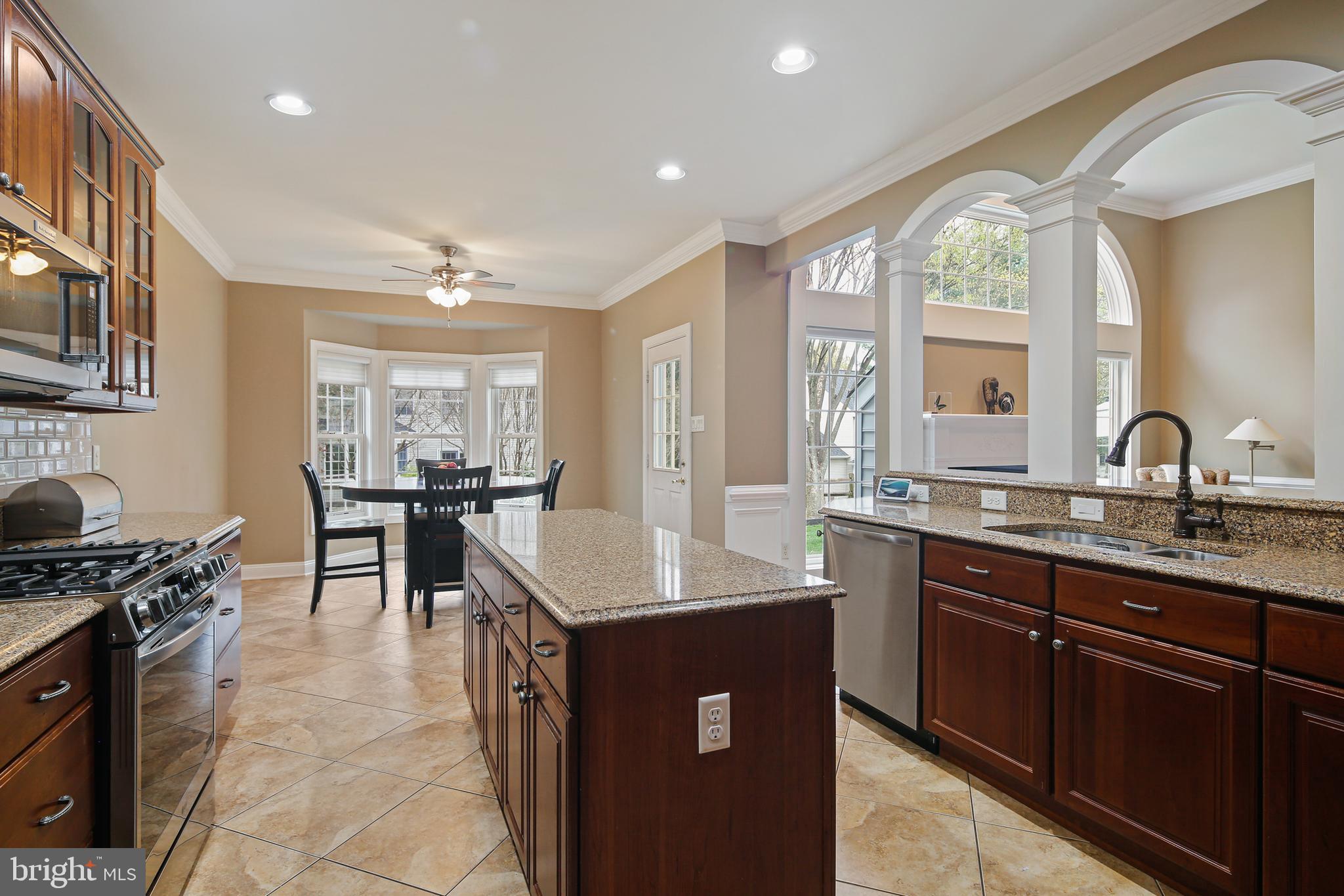 VILLAGE OF RIVER HILL - Residential