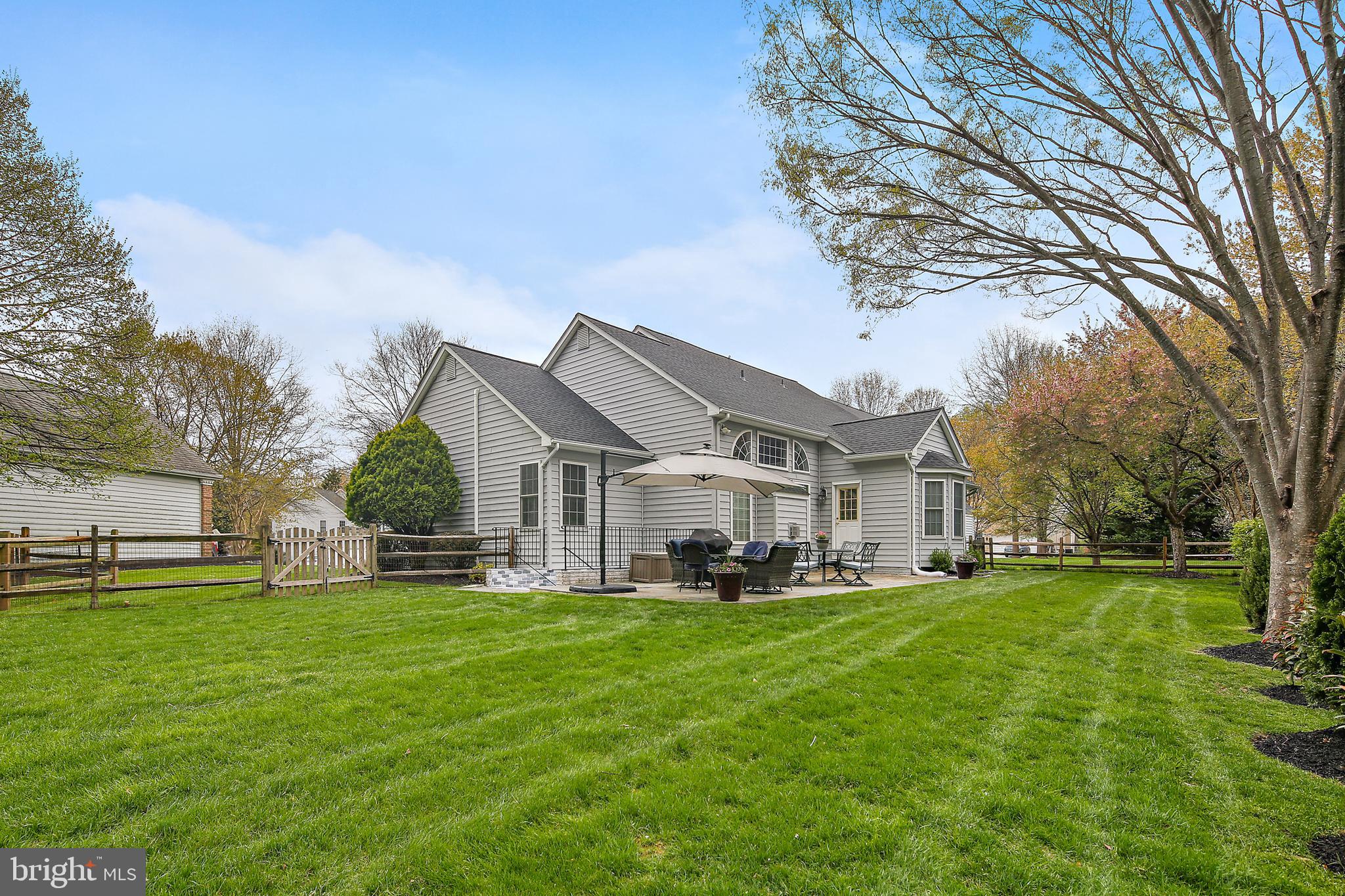 VILLAGE OF RIVER HILL - Residential