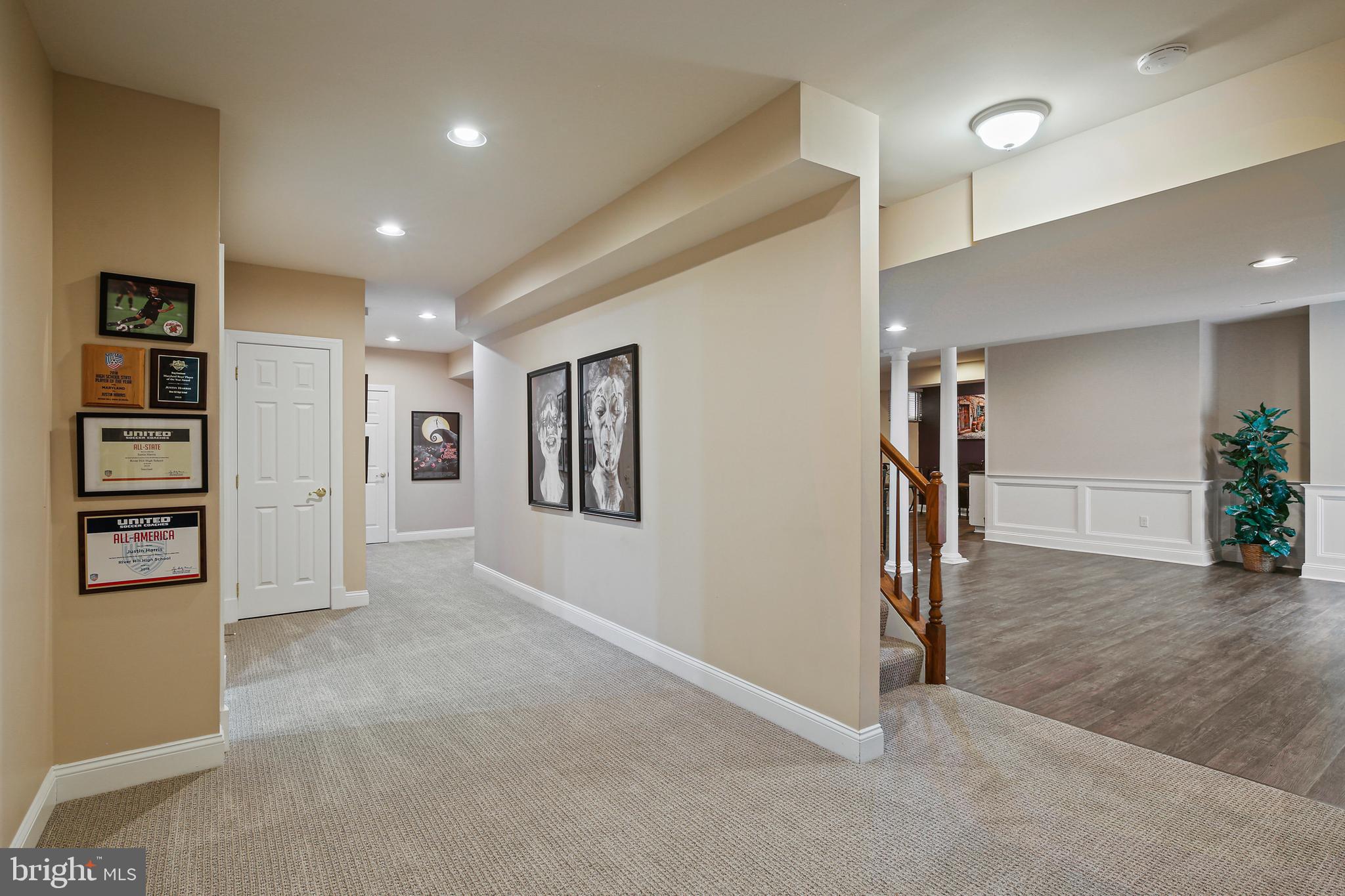 VILLAGE OF RIVER HILL - Residential