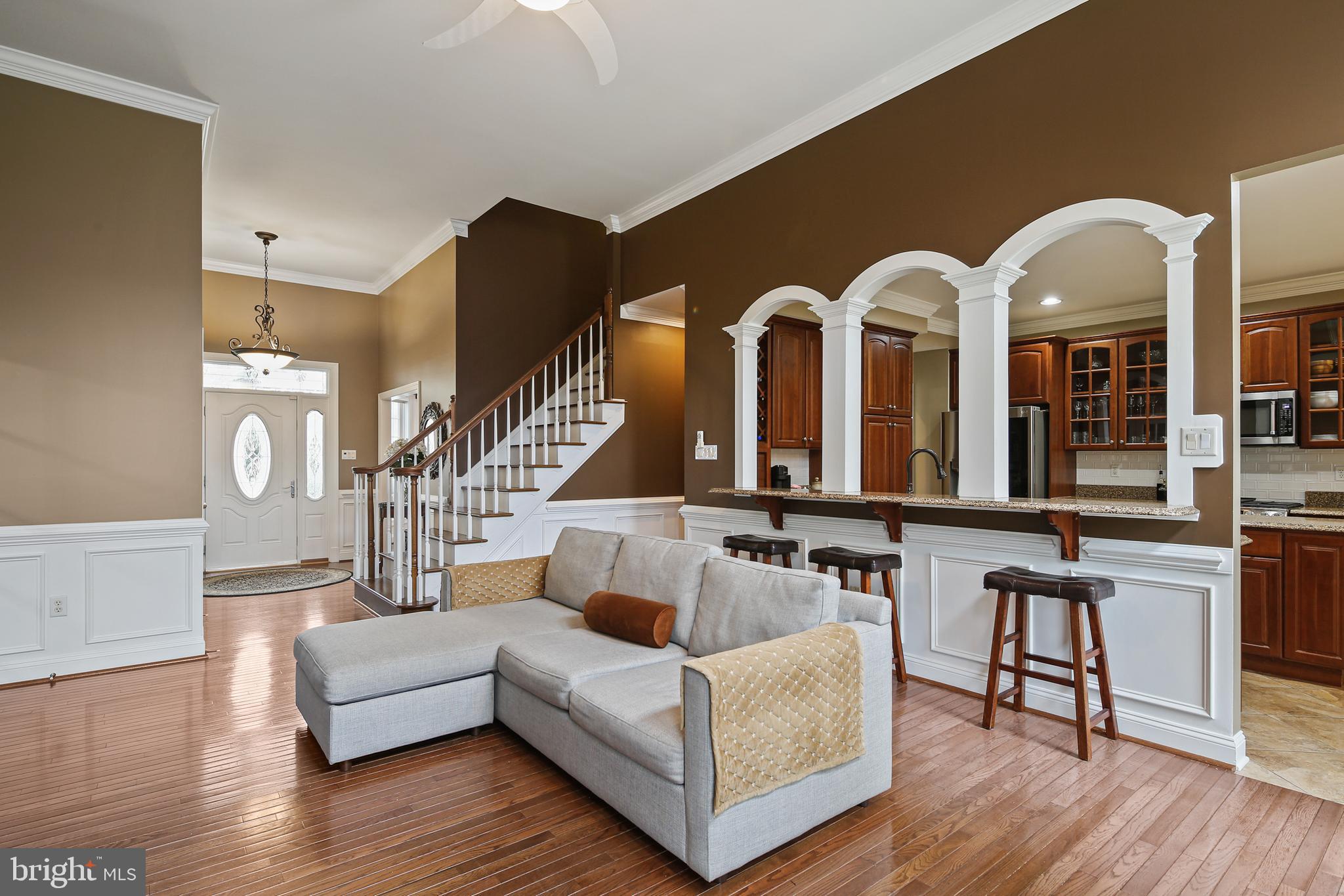 VILLAGE OF RIVER HILL - Residential