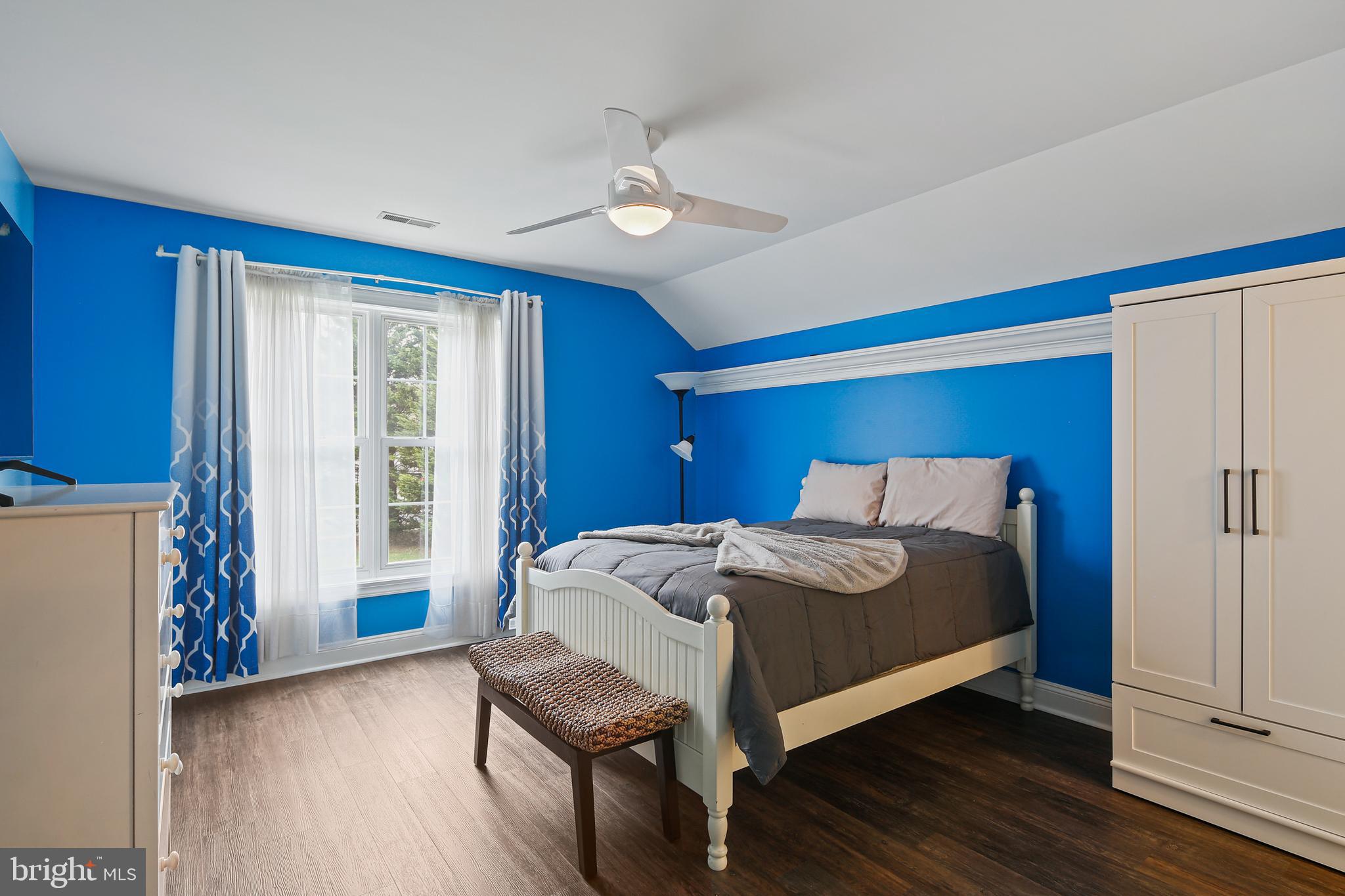 VILLAGE OF RIVER HILL - Residential