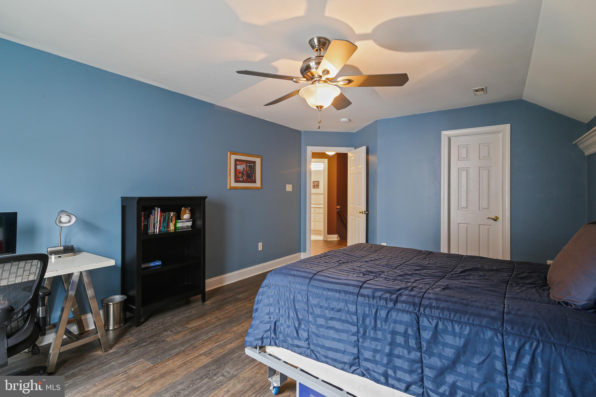 VILLAGE OF RIVER HILL - Residential