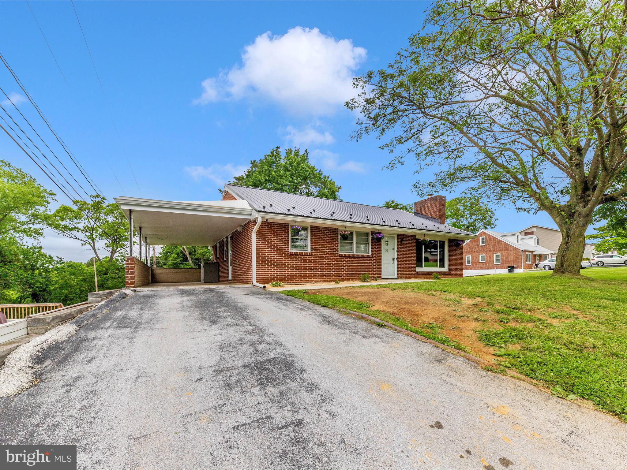 COLONIAL PARK - Residential