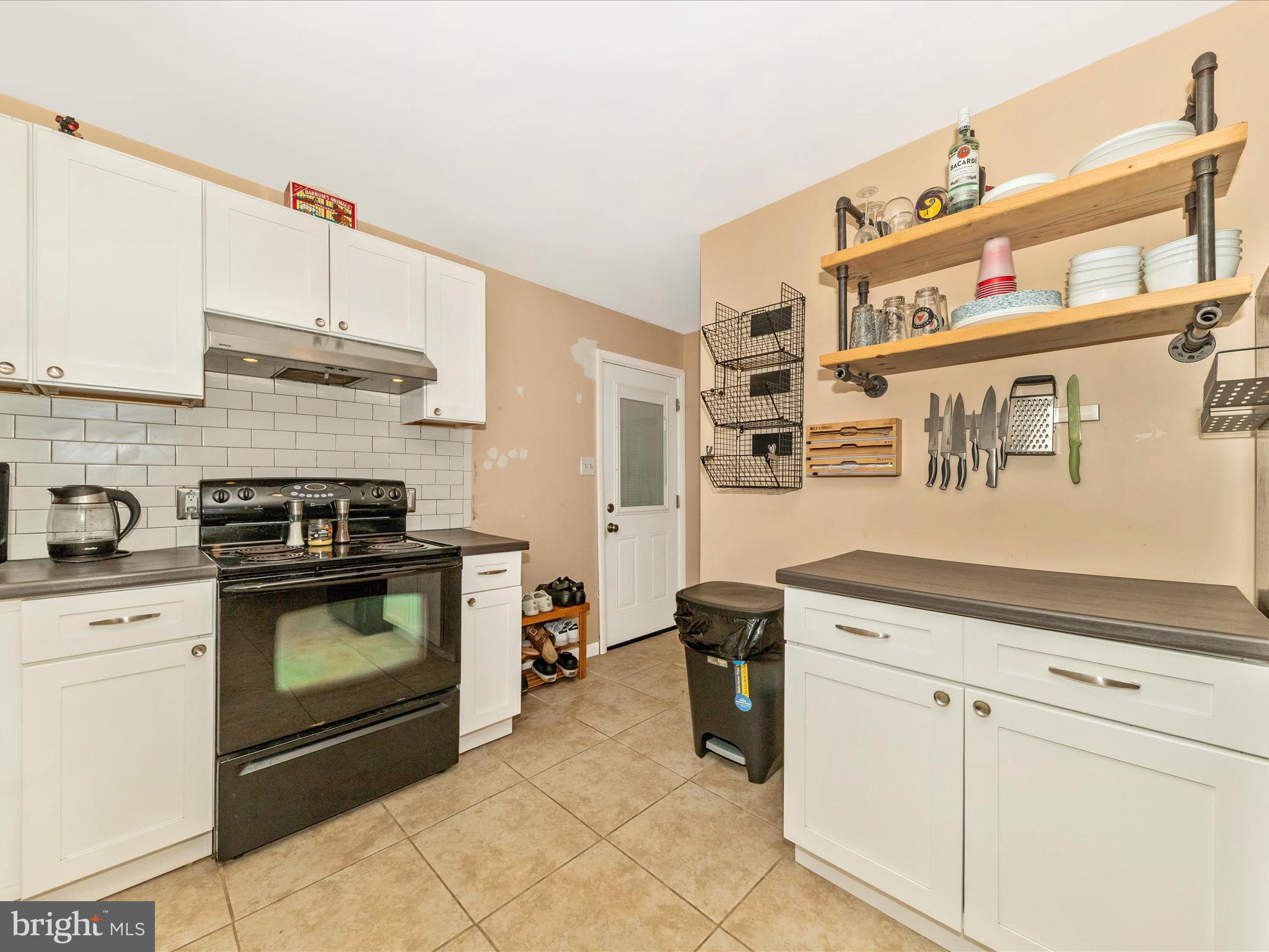 COLONIAL PARK - Residential