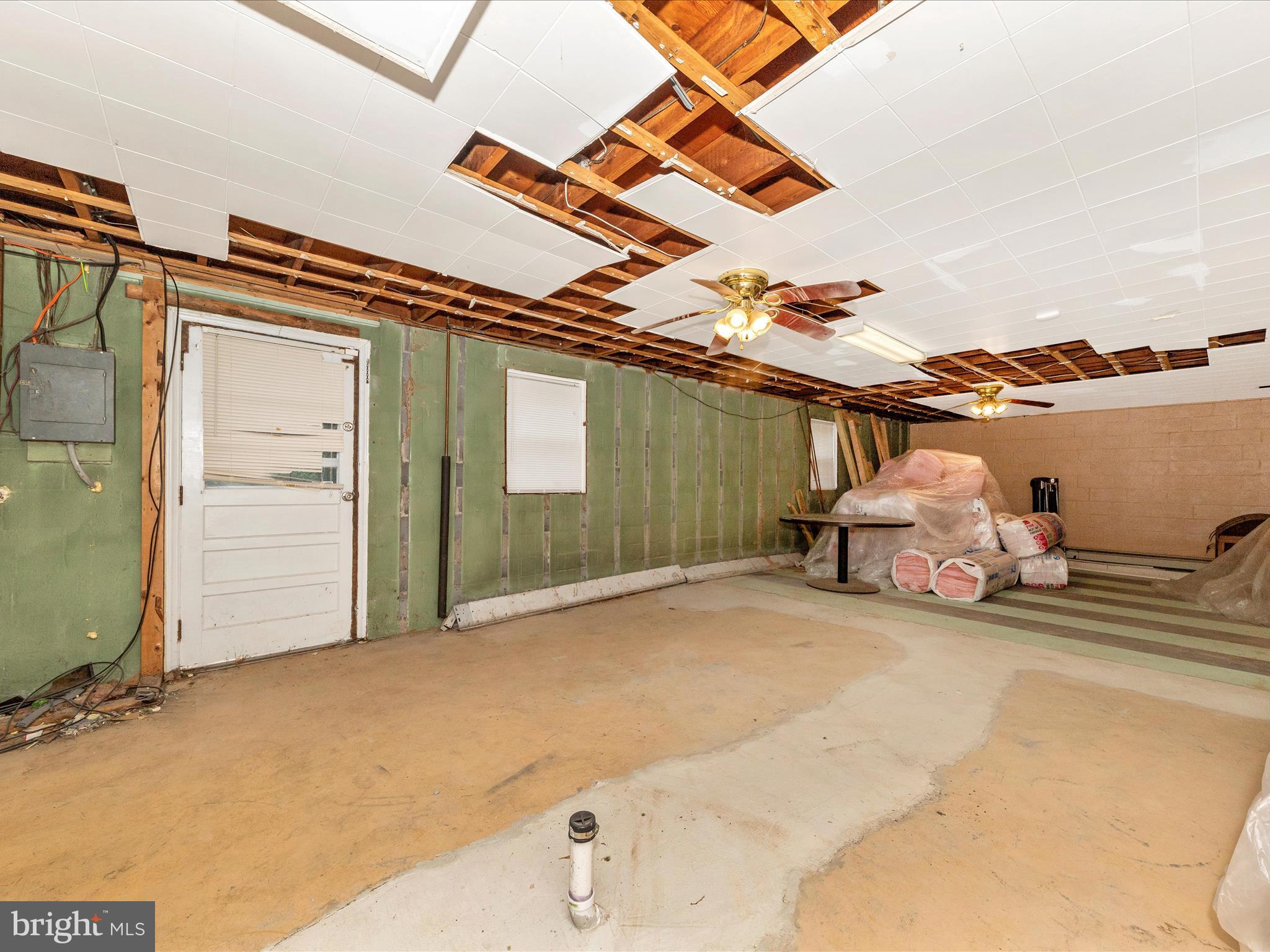 COLONIAL PARK - Residential