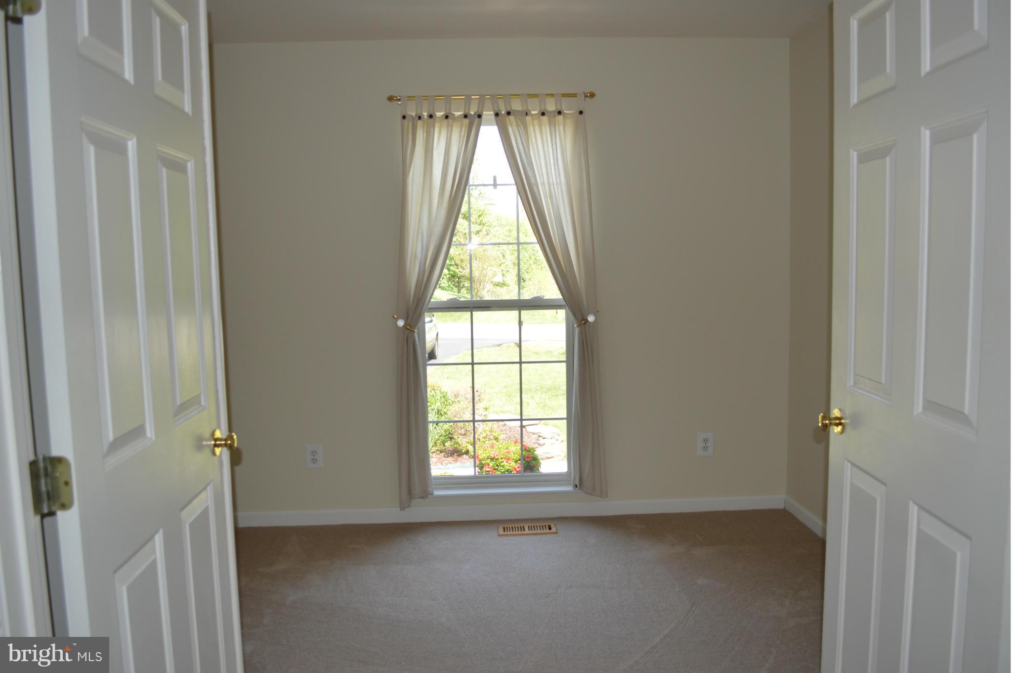 MEADOWBROOK WOODS - Residential